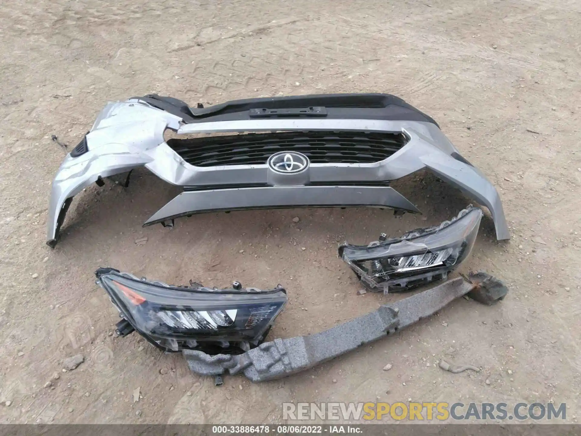 12 Photograph of a damaged car 2T3H1RFV0KW003874 TOYOTA RAV4 2019