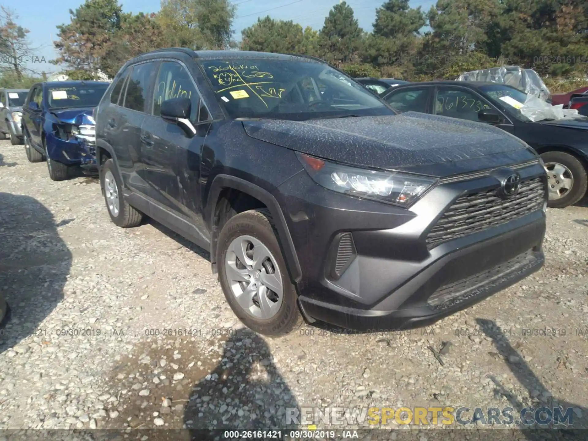 1 Фотография поврежденного автомобиля 2T3H1RFV0KW005110 TOYOTA RAV4 2019