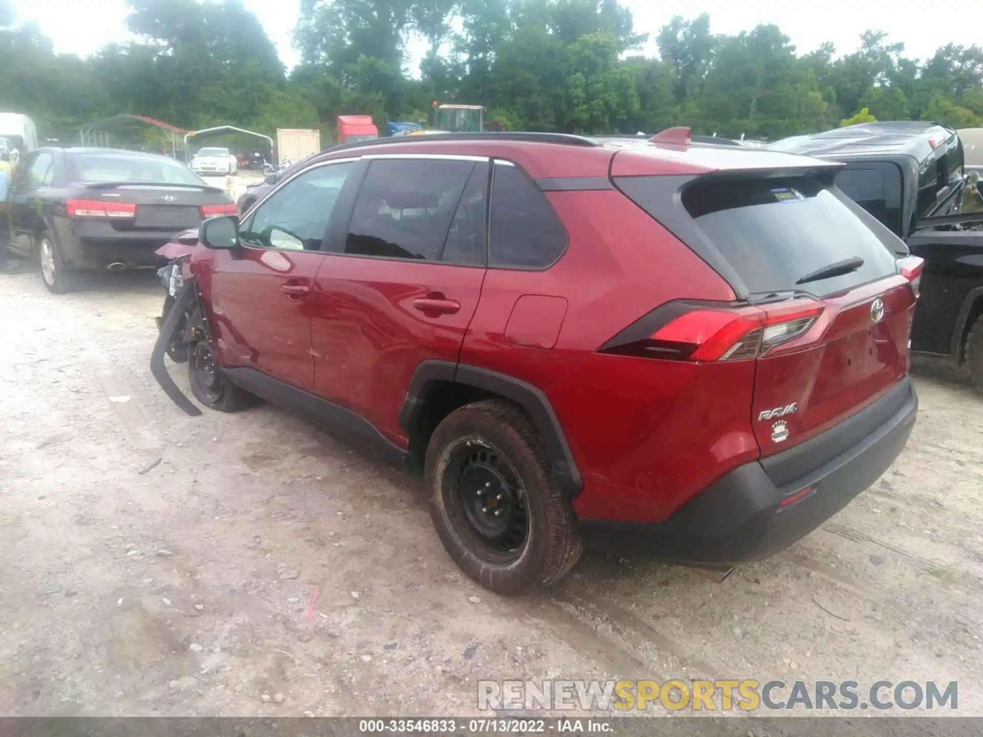 3 Photograph of a damaged car 2T3H1RFV0KW005611 TOYOTA RAV4 2019