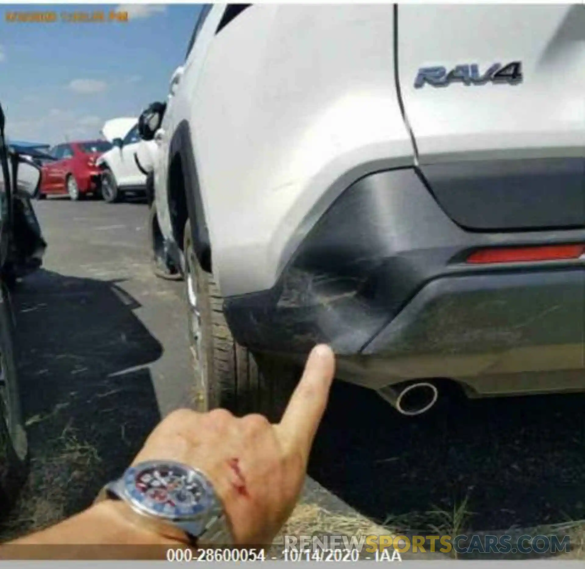 3 Photograph of a damaged car 2T3H1RFV0KW011408 TOYOTA RAV4 2019