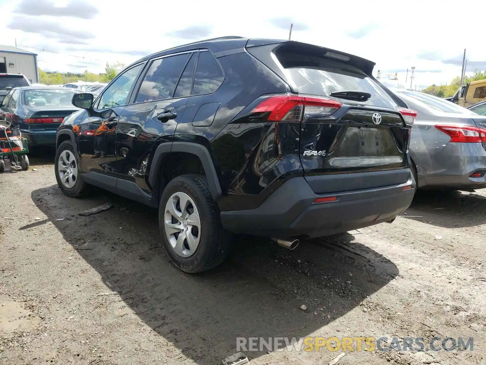 3 Photograph of a damaged car 2T3H1RFV0KW012686 TOYOTA RAV4 2019