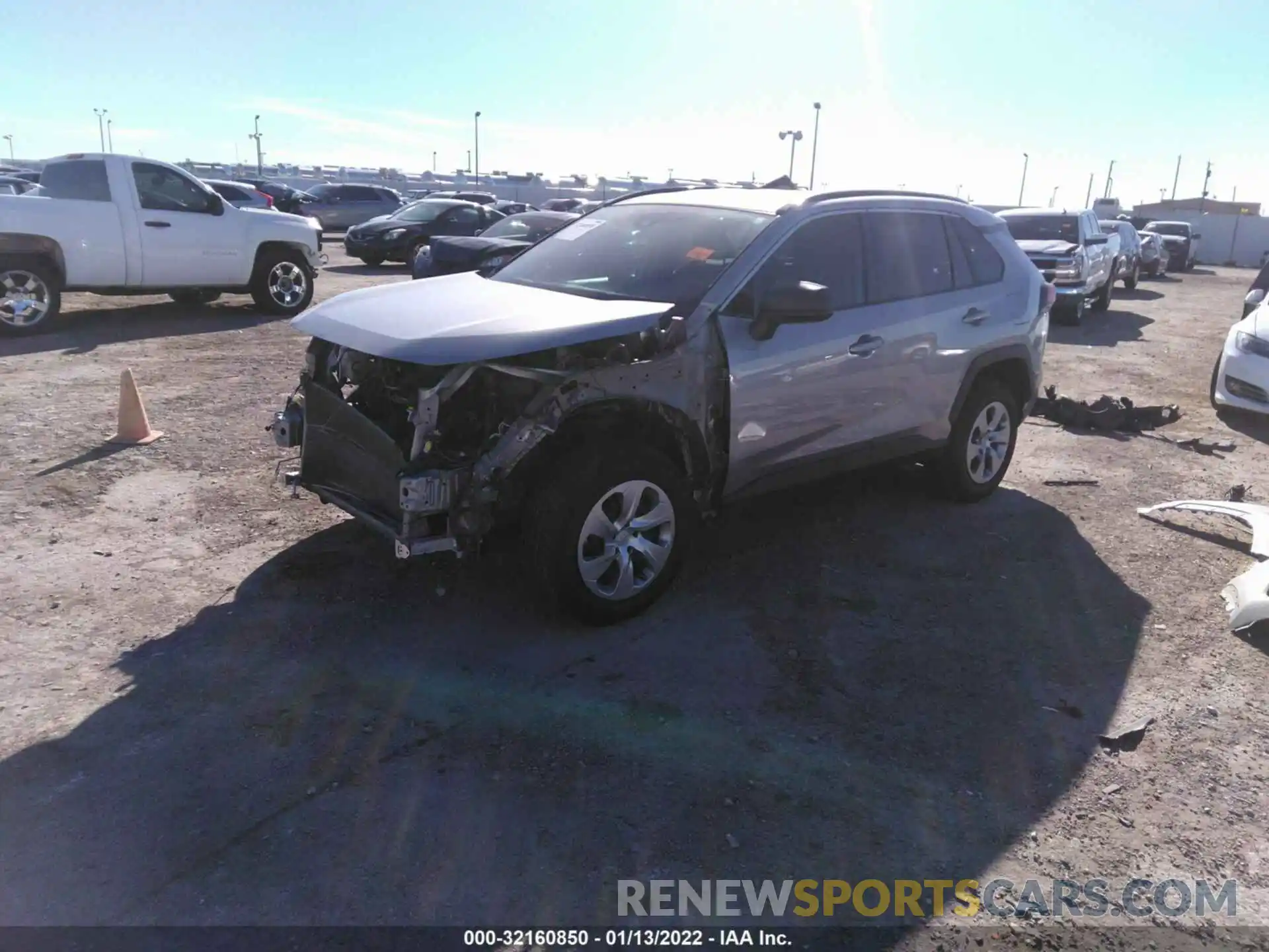 2 Photograph of a damaged car 2T3H1RFV0KW016320 TOYOTA RAV4 2019