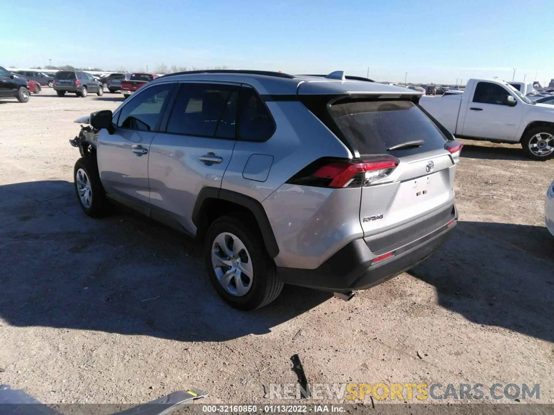 3 Photograph of a damaged car 2T3H1RFV0KW016320 TOYOTA RAV4 2019