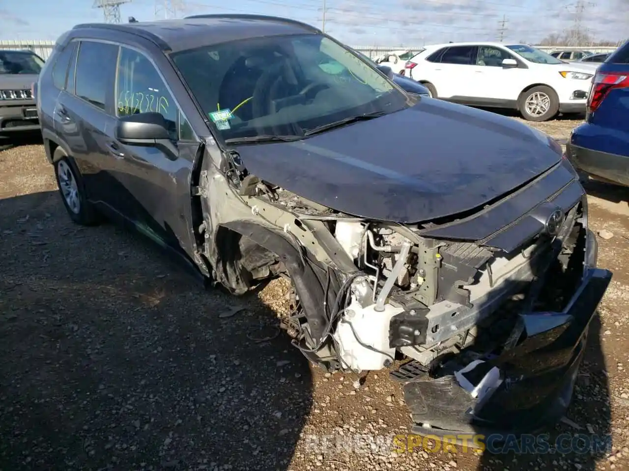 1 Photograph of a damaged car 2T3H1RFV0KW021470 TOYOTA RAV4 2019