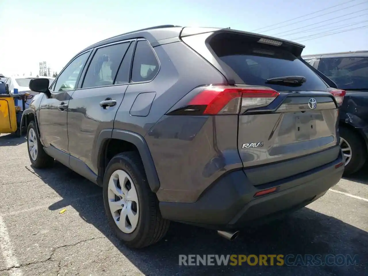 3 Photograph of a damaged car 2T3H1RFV0KW026376 TOYOTA RAV4 2019