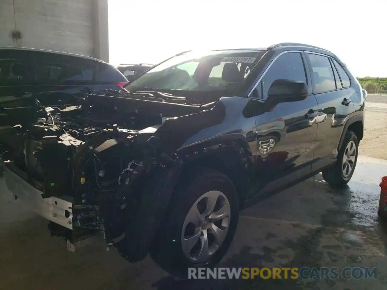 2 Photograph of a damaged car 2T3H1RFV0KW033151 TOYOTA RAV4 2019