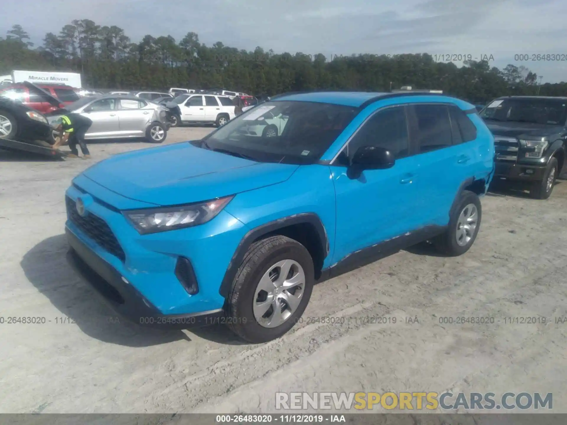 2 Фотография поврежденного автомобиля 2T3H1RFV0KW035613 TOYOTA RAV4 2019