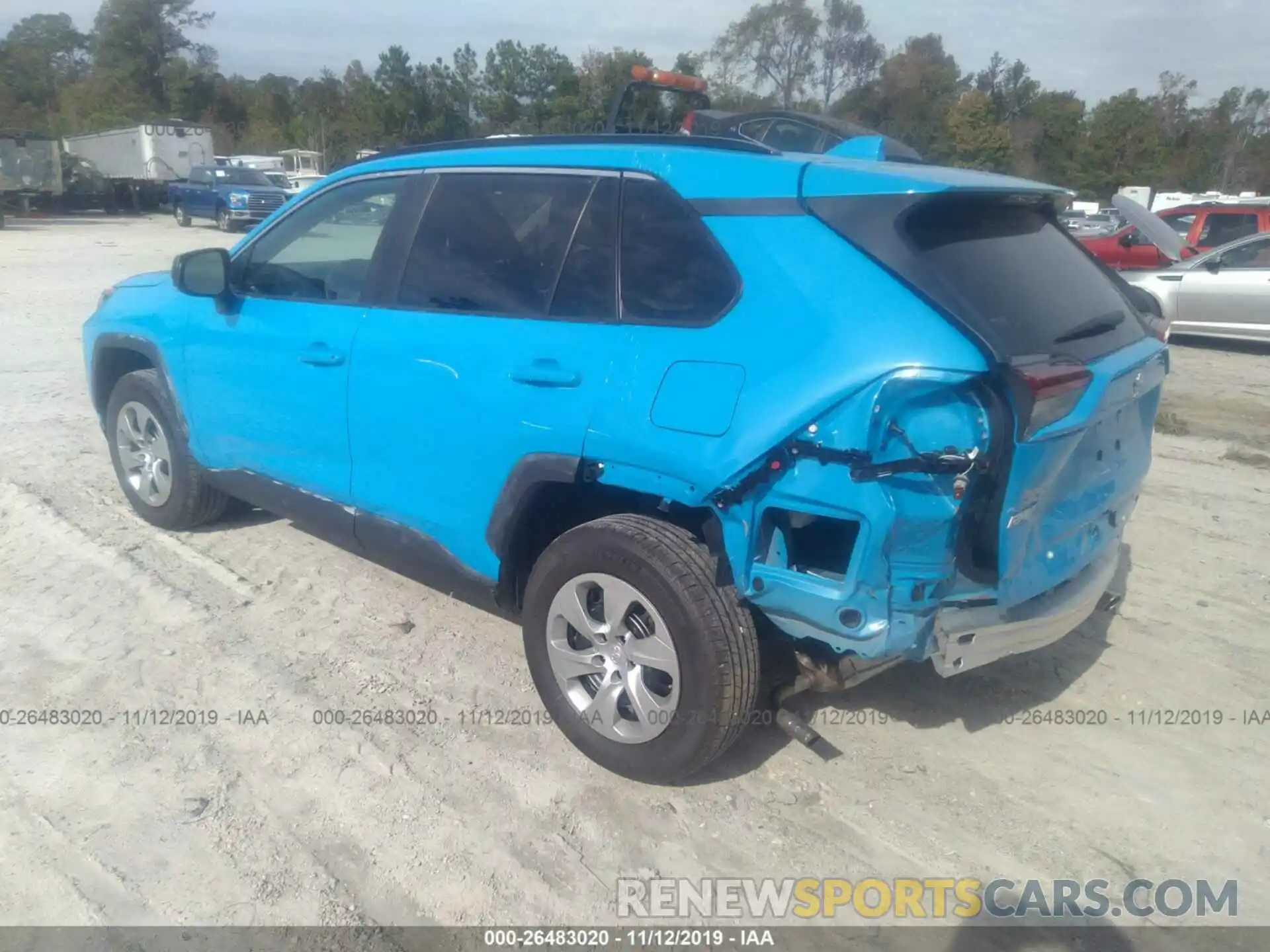 3 Photograph of a damaged car 2T3H1RFV0KW035613 TOYOTA RAV4 2019