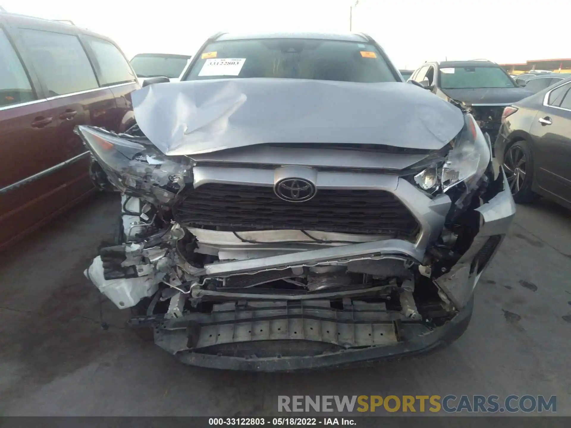 6 Photograph of a damaged car 2T3H1RFV0KW040486 TOYOTA RAV4 2019