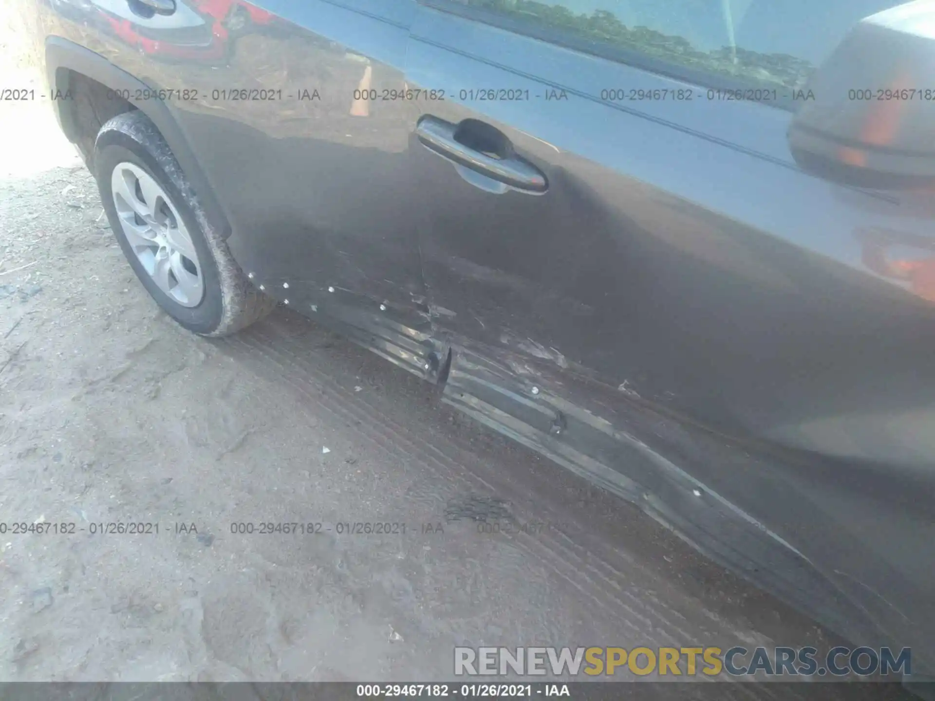 6 Photograph of a damaged car 2T3H1RFV0KW042674 TOYOTA RAV4 2019