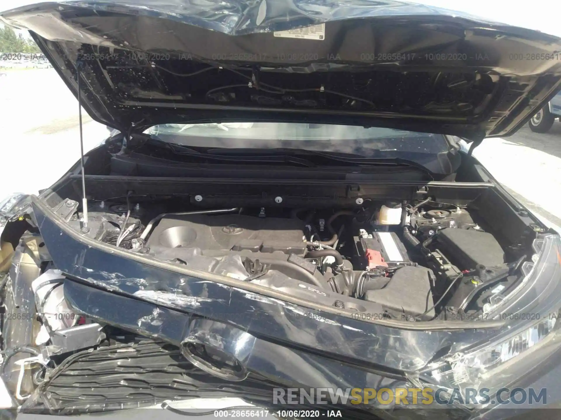 10 Photograph of a damaged car 2T3H1RFV0KW052136 TOYOTA RAV4 2019