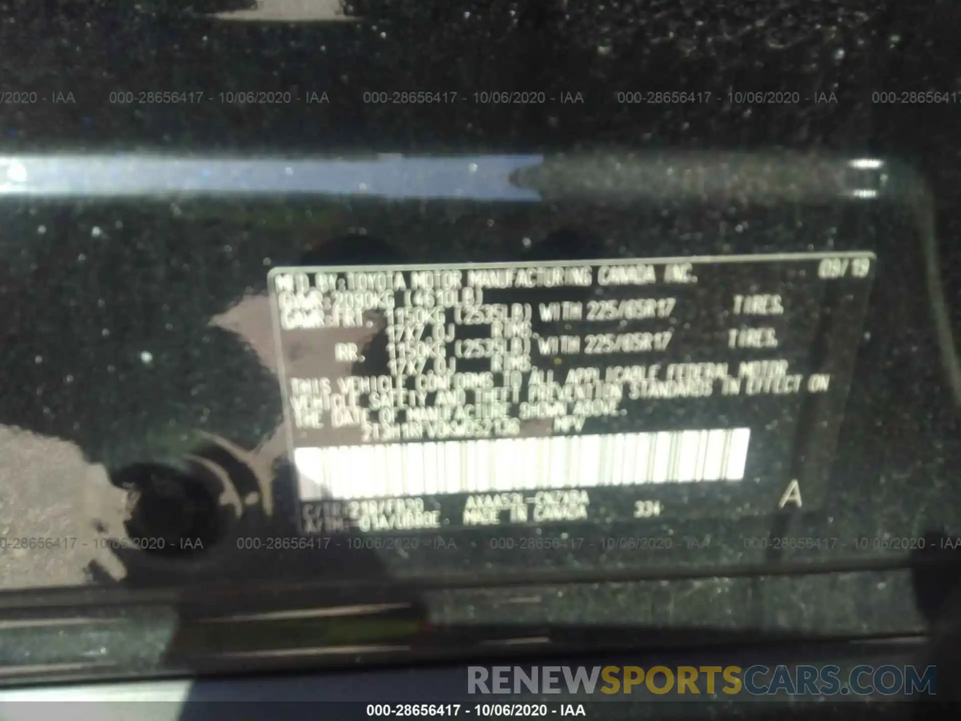 9 Photograph of a damaged car 2T3H1RFV0KW052136 TOYOTA RAV4 2019