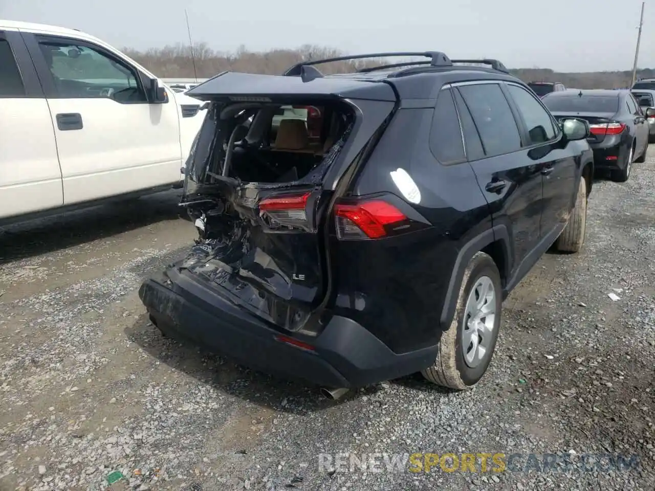 4 Photograph of a damaged car 2T3H1RFV0KW054887 TOYOTA RAV4 2019