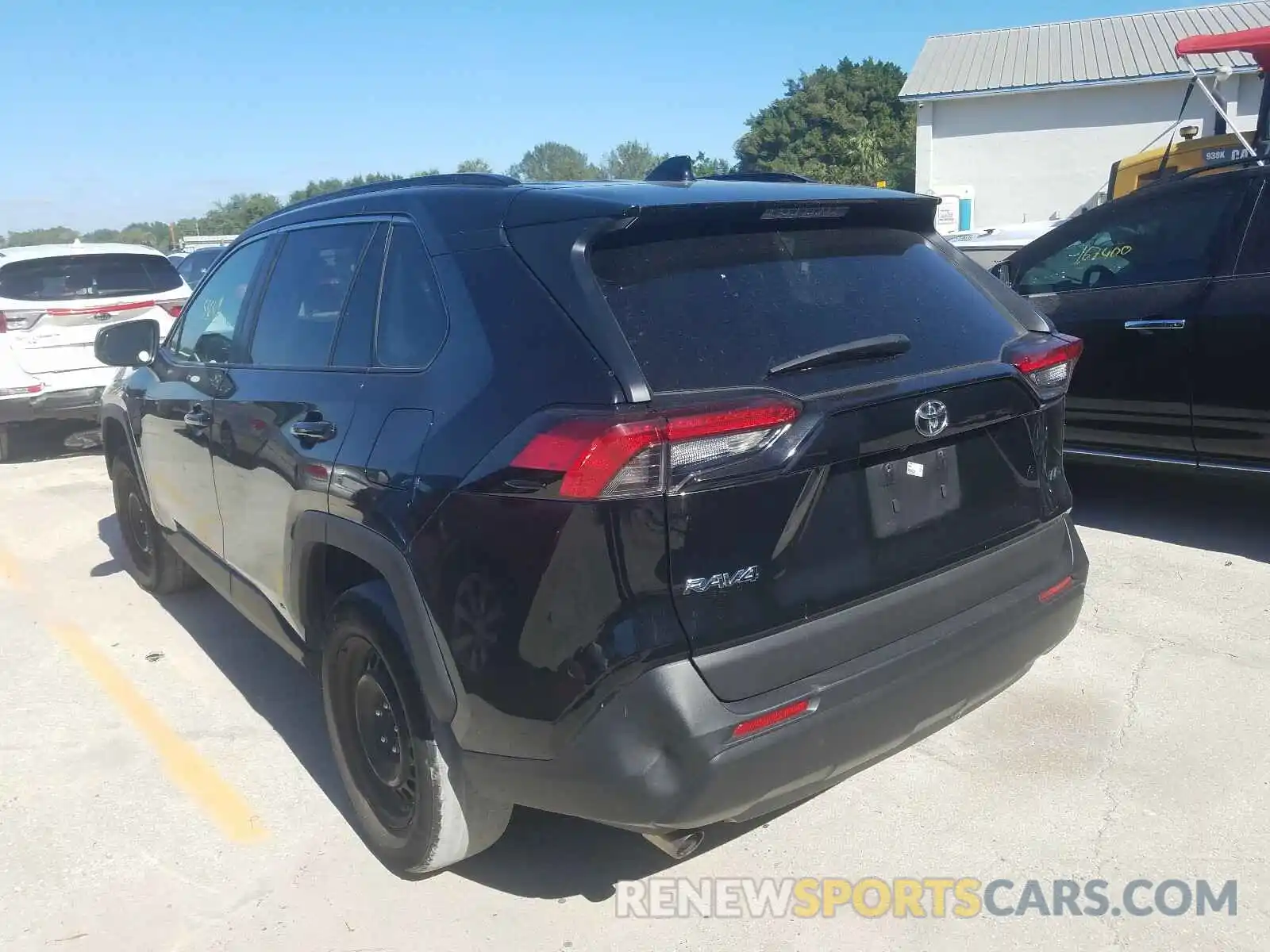 3 Photograph of a damaged car 2T3H1RFV0KW057143 TOYOTA RAV4 2019