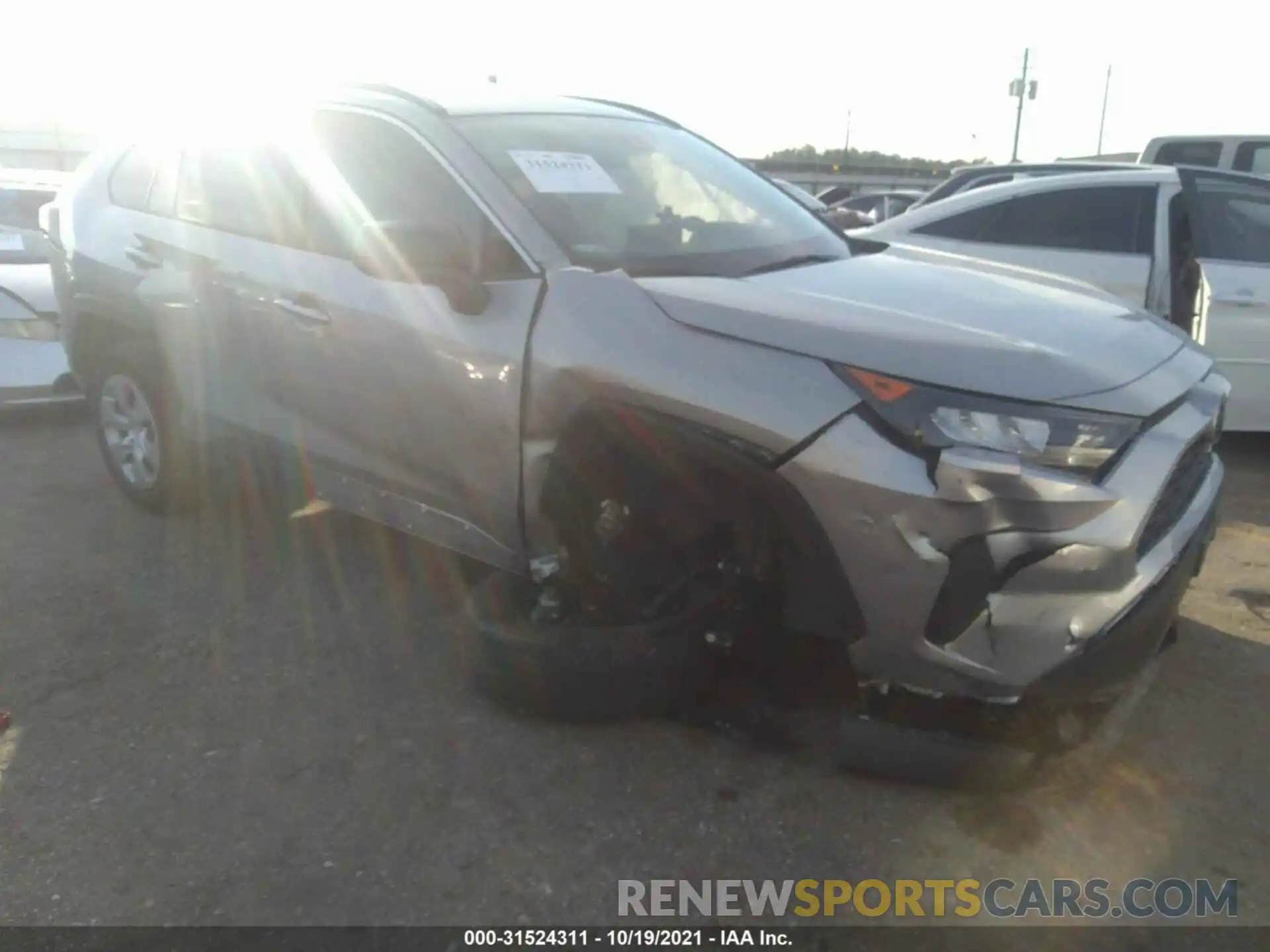 1 Photograph of a damaged car 2T3H1RFV1KC003416 TOYOTA RAV4 2019