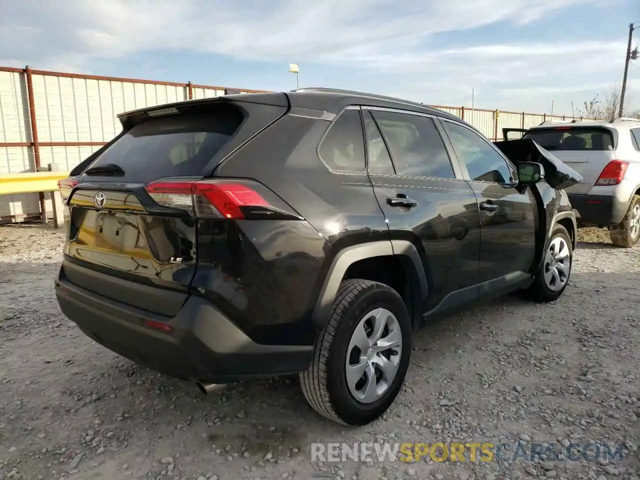 4 Photograph of a damaged car 2T3H1RFV1KC006459 TOYOTA RAV4 2019