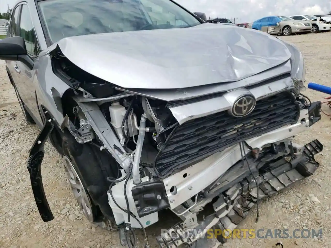 9 Фотография поврежденного автомобиля 2T3H1RFV1KC007319 TOYOTA RAV4 2019