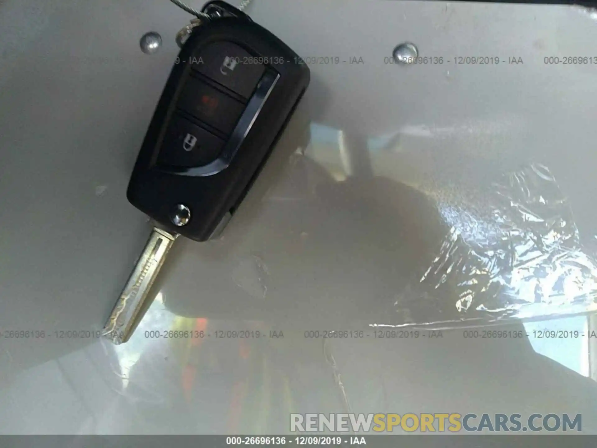 11 Photograph of a damaged car 2T3H1RFV1KC007336 TOYOTA RAV4 2019