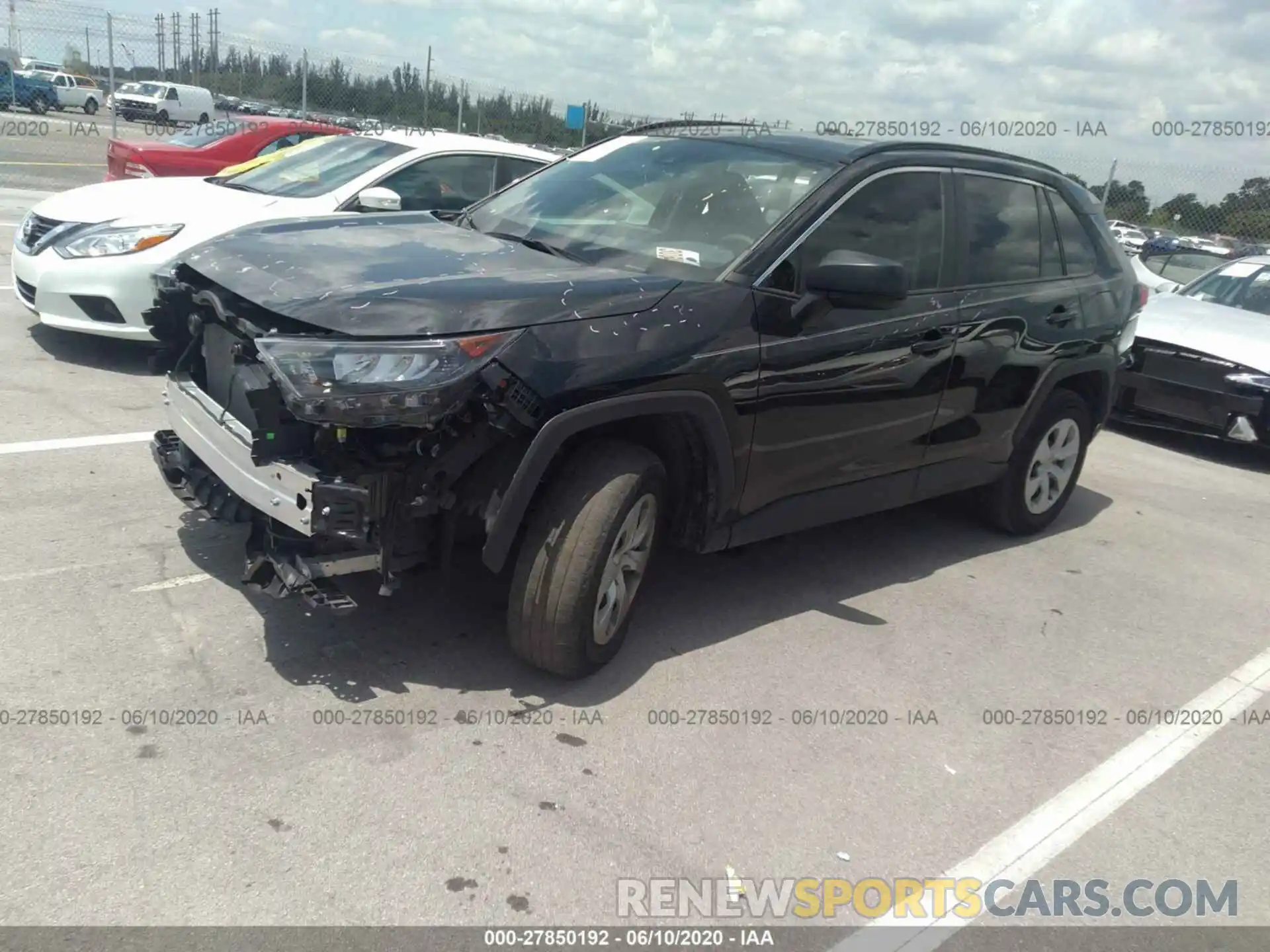 2 Photograph of a damaged car 2T3H1RFV1KC018840 TOYOTA RAV4 2019