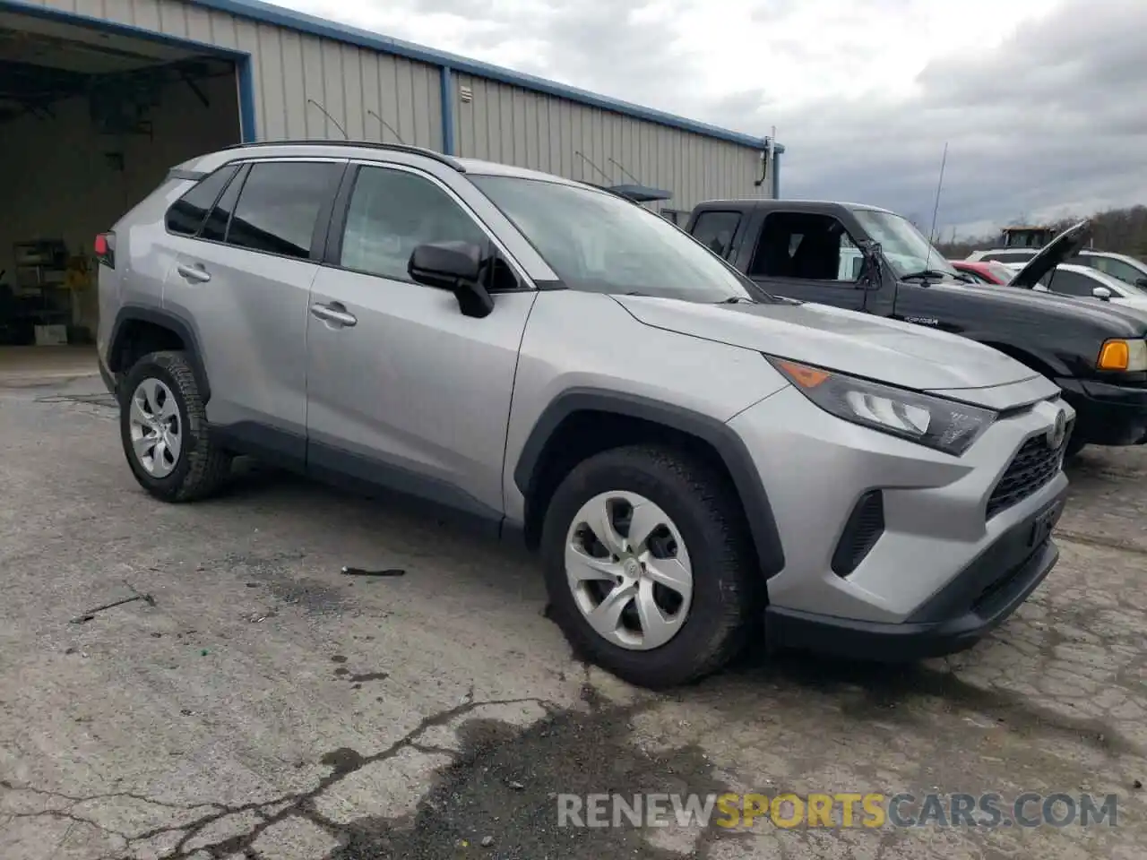 4 Фотография поврежденного автомобиля 2T3H1RFV1KC019101 TOYOTA RAV4 2019