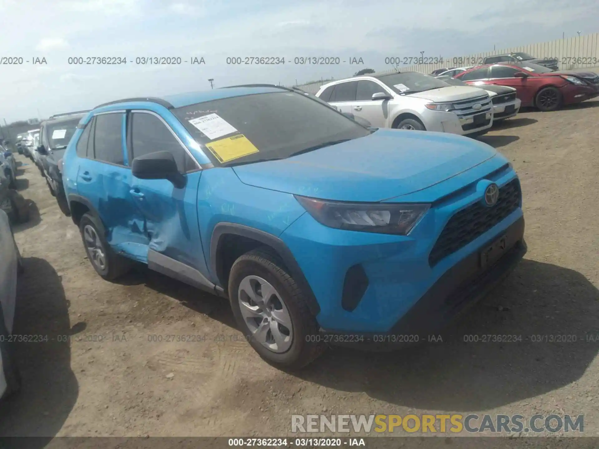 1 Photograph of a damaged car 2T3H1RFV1KC020913 TOYOTA RAV4 2019