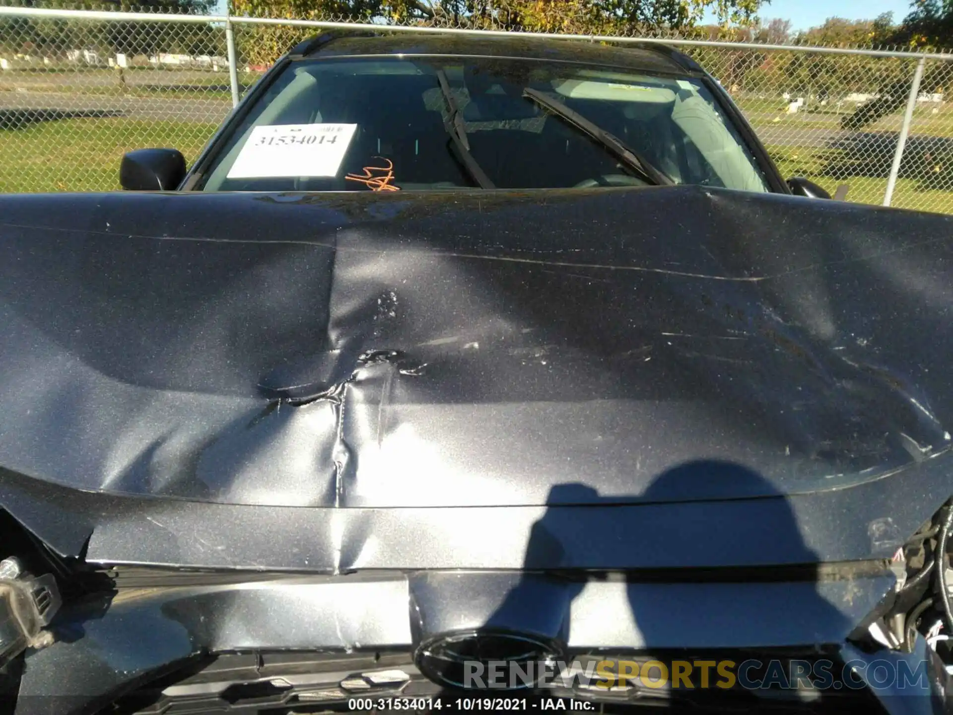 10 Photograph of a damaged car 2T3H1RFV1KC023925 TOYOTA RAV4 2019