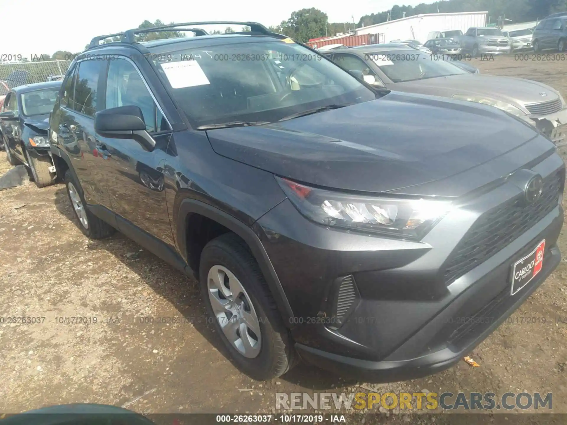 1 Photograph of a damaged car 2T3H1RFV1KC026887 TOYOTA RAV4 2019