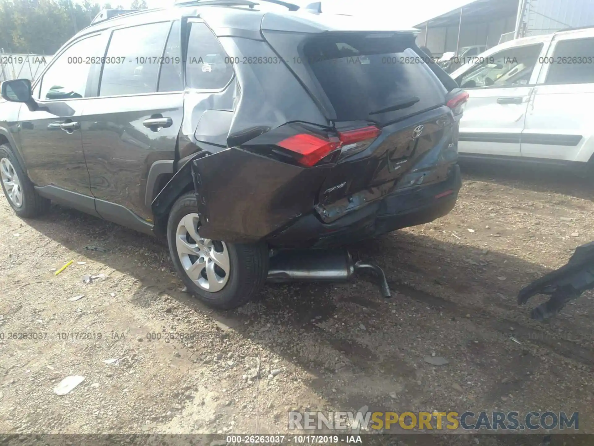 6 Photograph of a damaged car 2T3H1RFV1KC026887 TOYOTA RAV4 2019