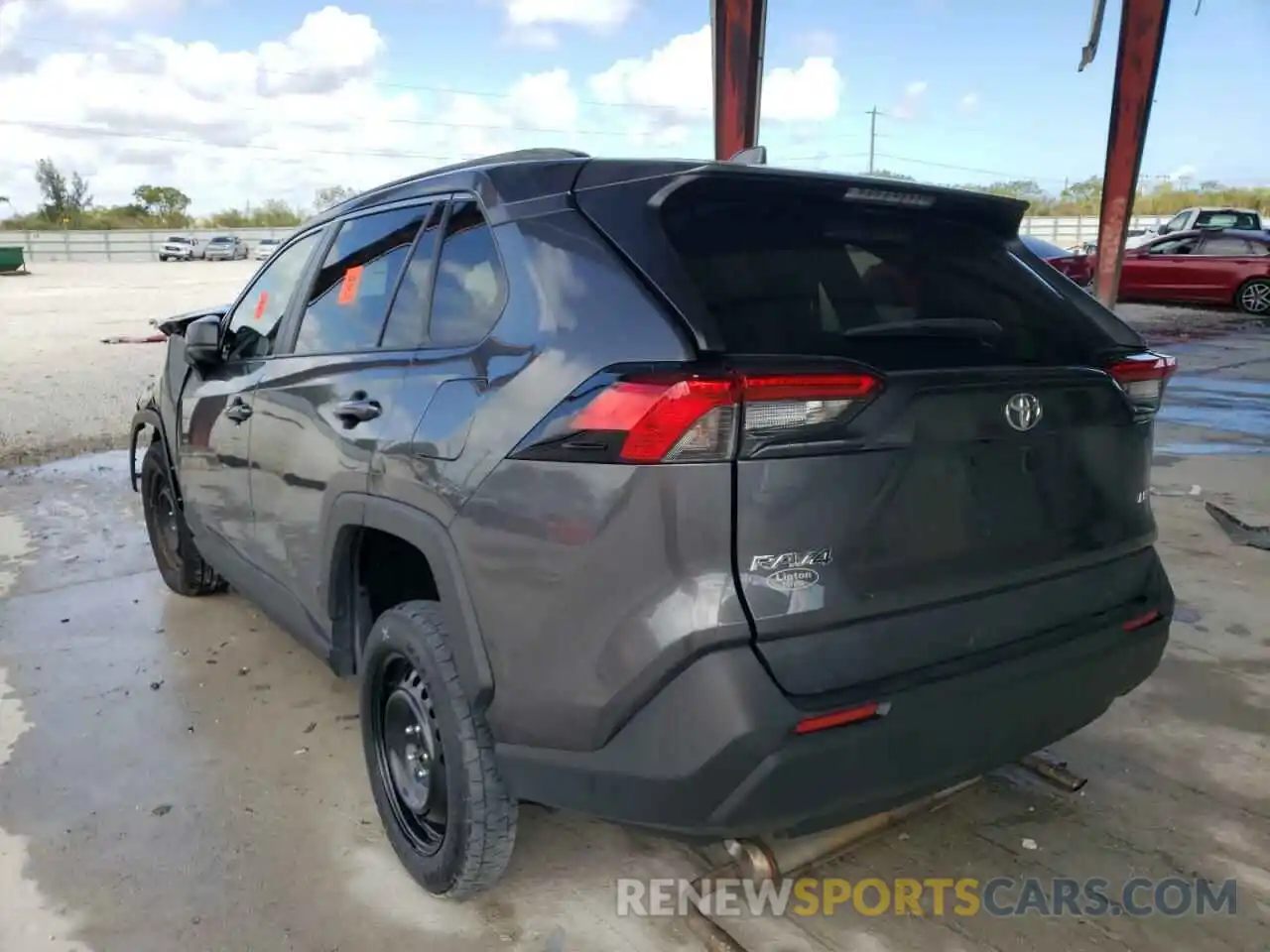 3 Photograph of a damaged car 2T3H1RFV1KC029336 TOYOTA RAV4 2019