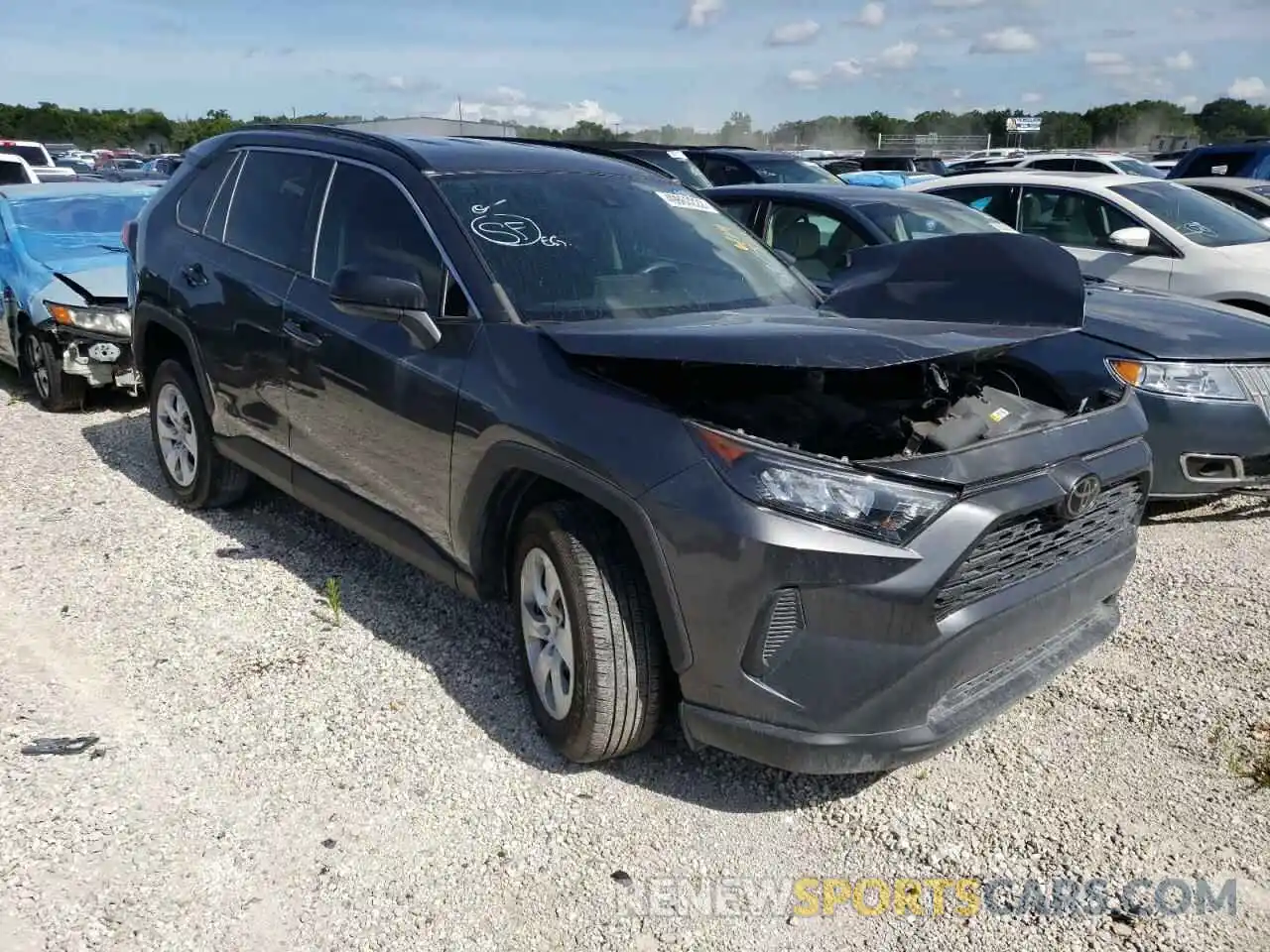 1 Photograph of a damaged car 2T3H1RFV1KC030969 TOYOTA RAV4 2019