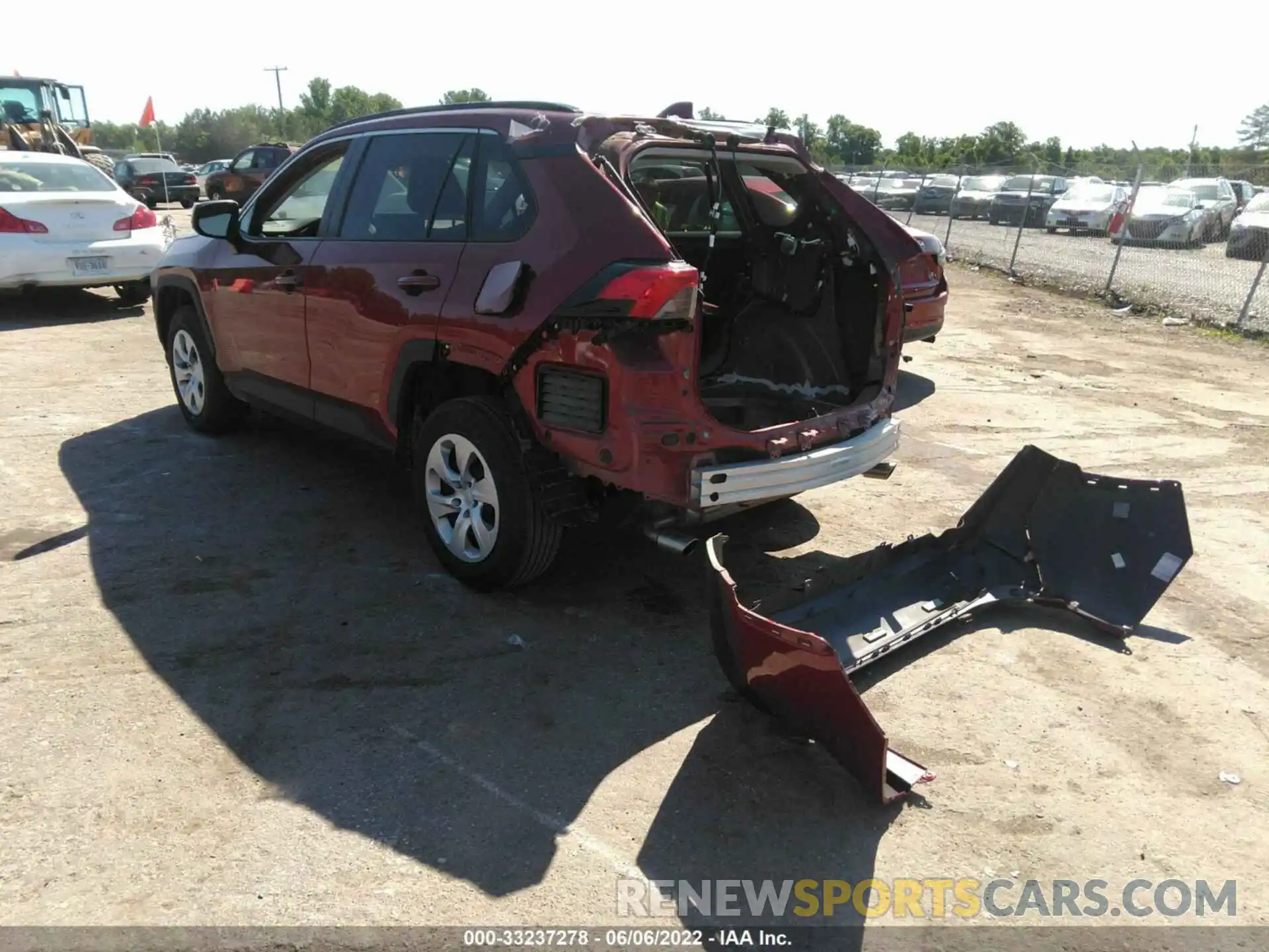 3 Photograph of a damaged car 2T3H1RFV1KC031636 TOYOTA RAV4 2019