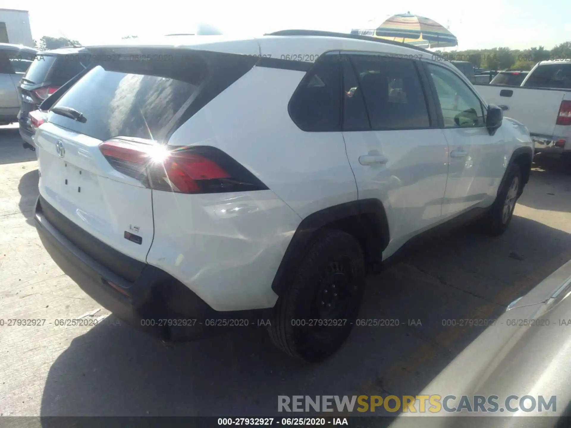 4 Фотография поврежденного автомобиля 2T3H1RFV1KW006038 TOYOTA RAV4 2019