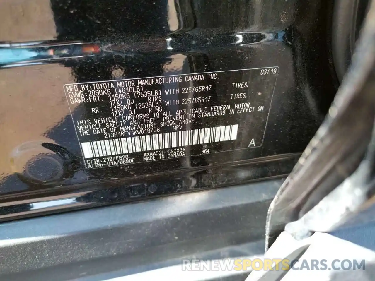 10 Photograph of a damaged car 2T3H1RFV1KW018738 TOYOTA RAV4 2019