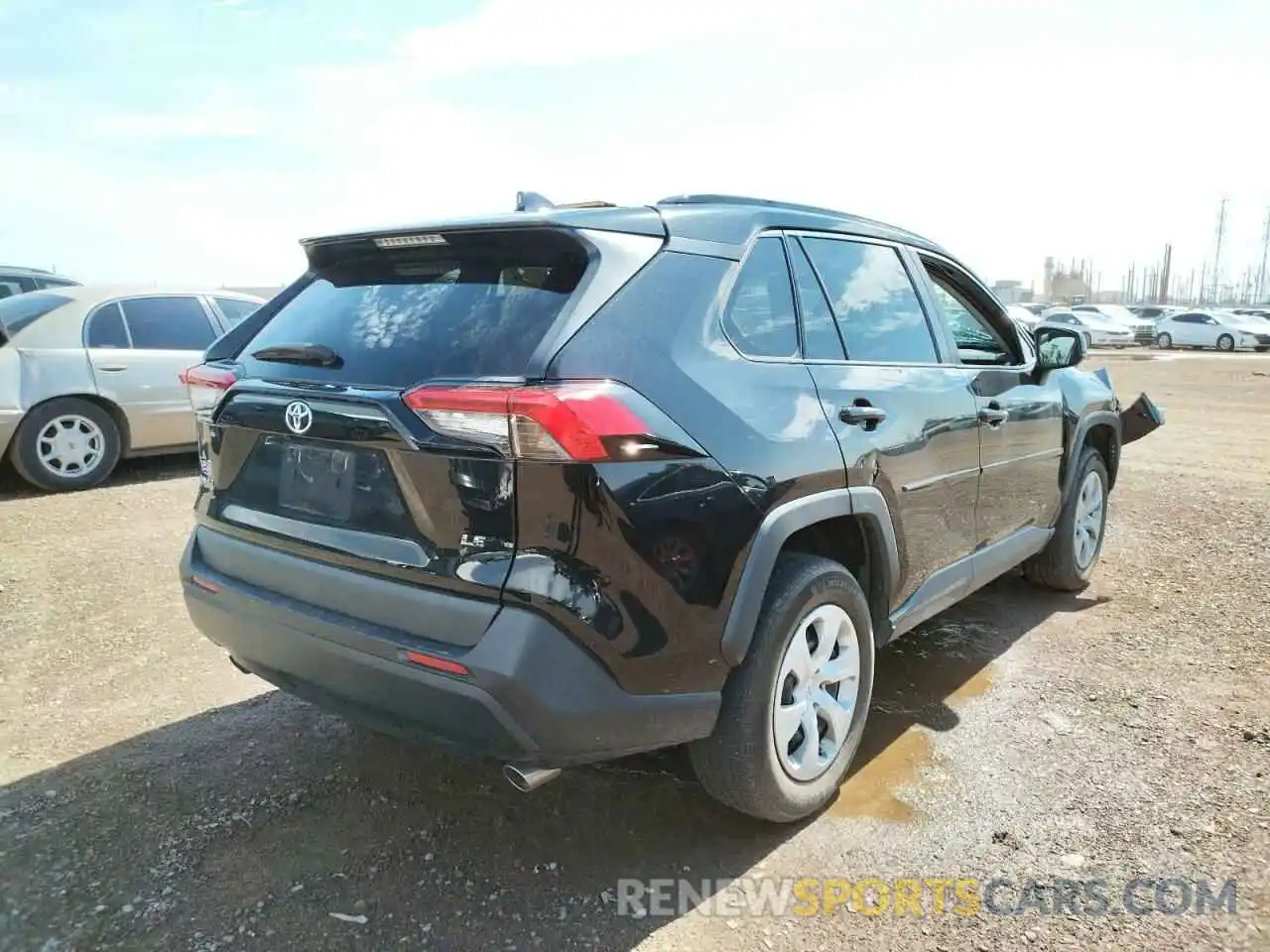 4 Фотография поврежденного автомобиля 2T3H1RFV1KW018738 TOYOTA RAV4 2019