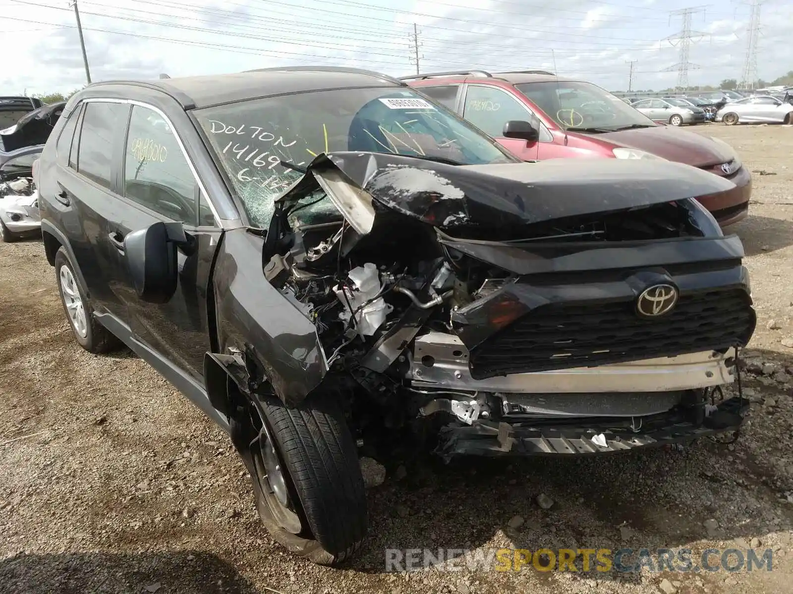 1 Photograph of a damaged car 2T3H1RFV1KW021512 TOYOTA RAV4 2019