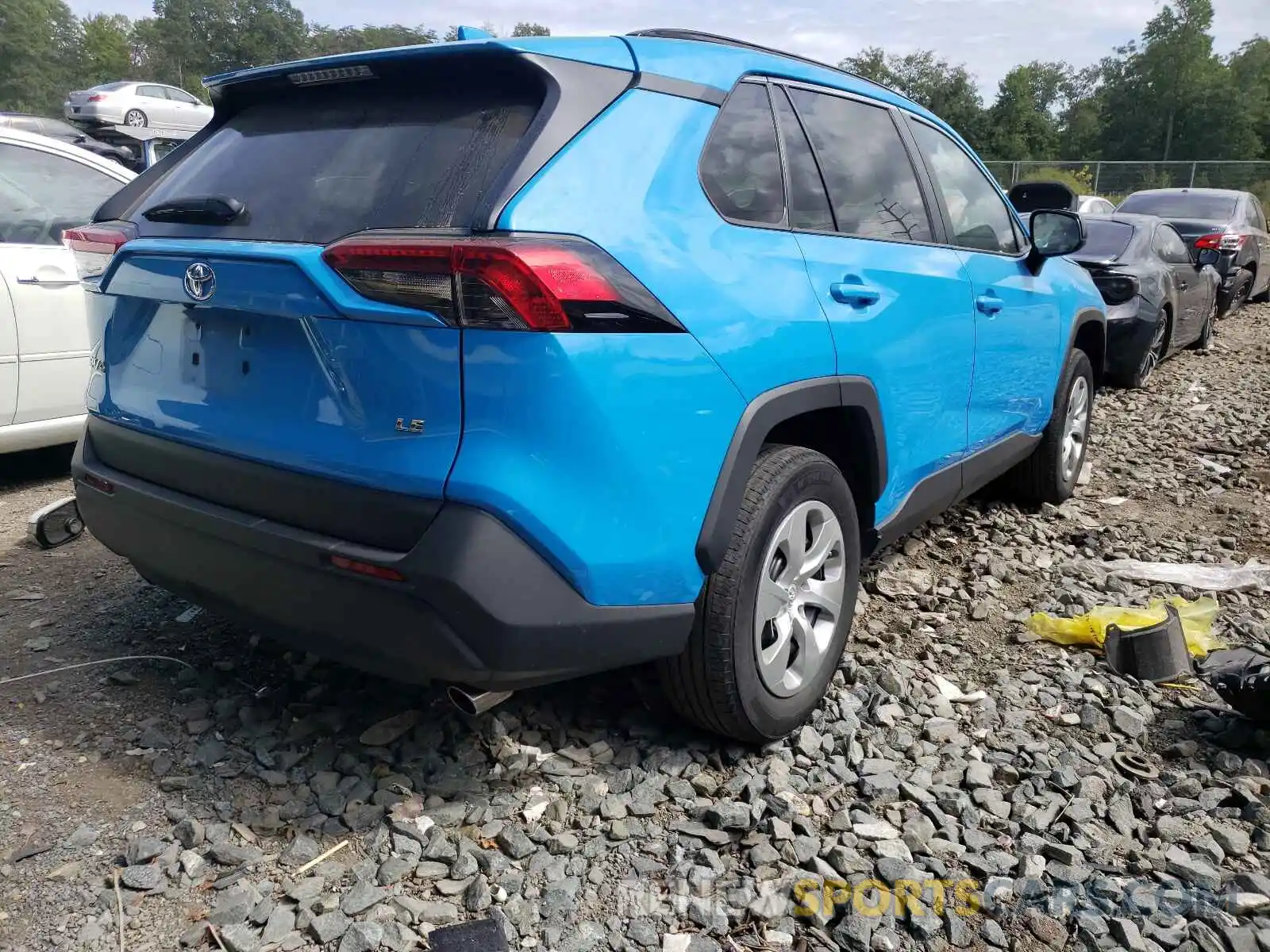 4 Фотография поврежденного автомобиля 2T3H1RFV1KW032235 TOYOTA RAV4 2019