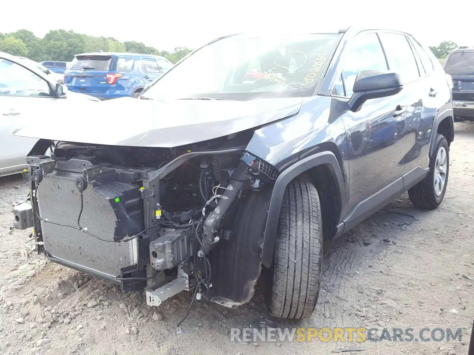 2 Photograph of a damaged car 2T3H1RFV1KW038729 TOYOTA RAV4 2019