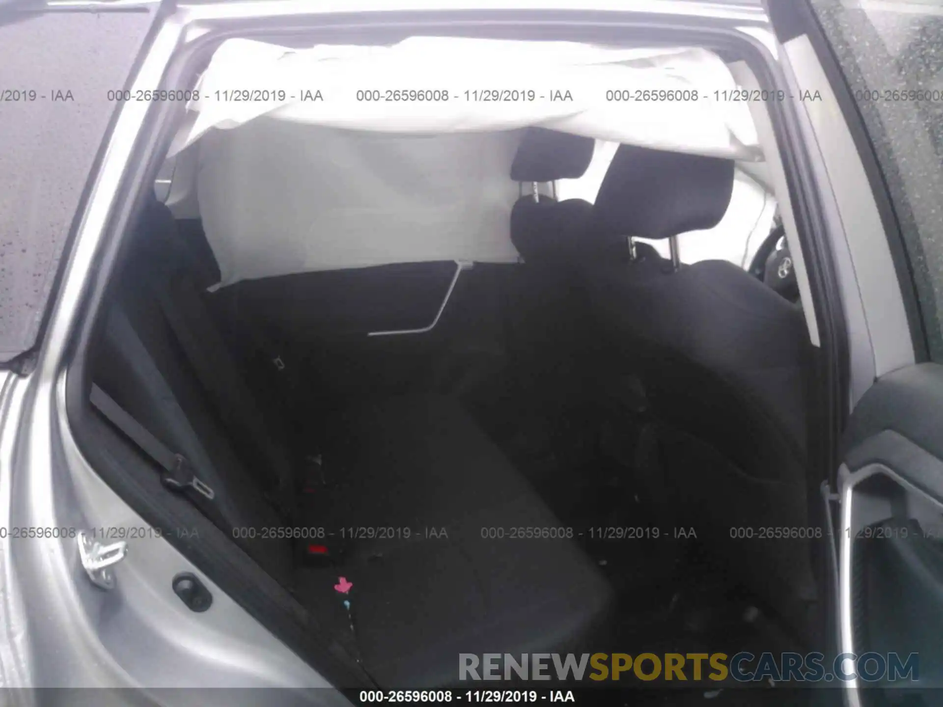 8 Photograph of a damaged car 2T3H1RFV1KW039363 TOYOTA RAV4 2019