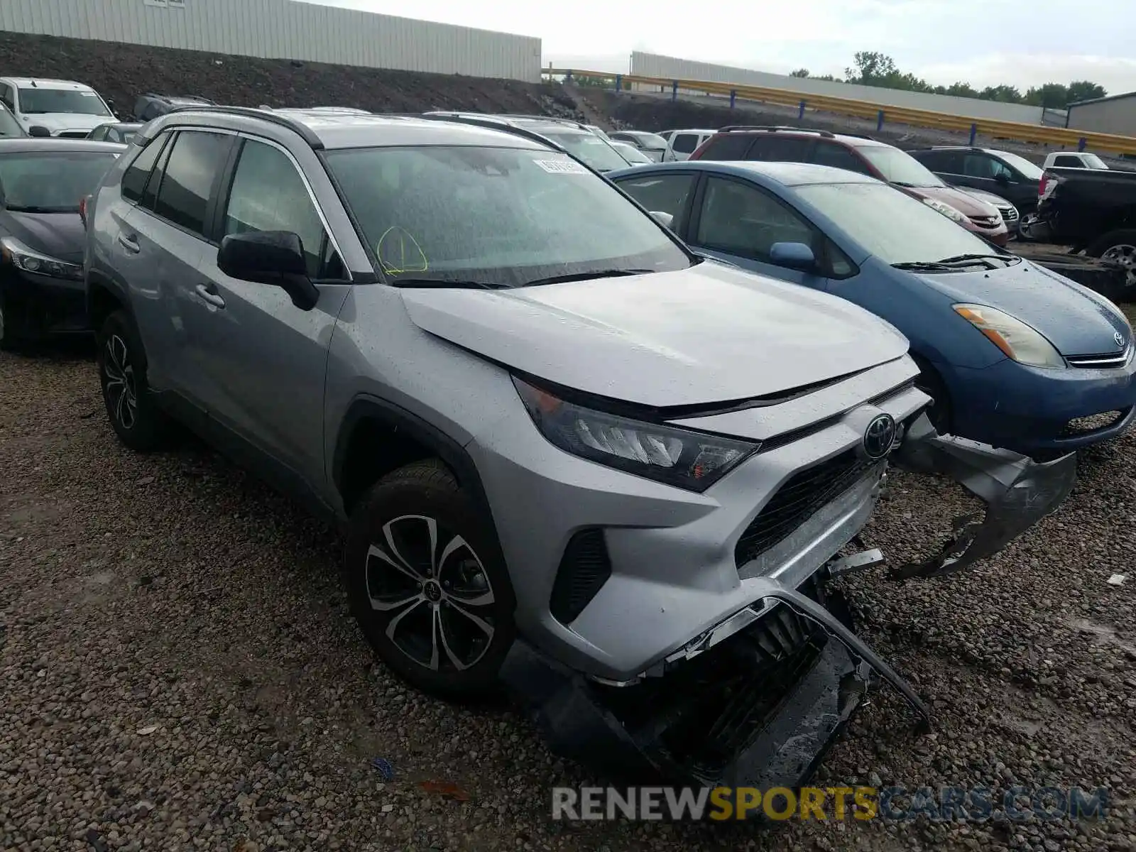 1 Photograph of a damaged car 2T3H1RFV1KW044241 TOYOTA RAV4 2019