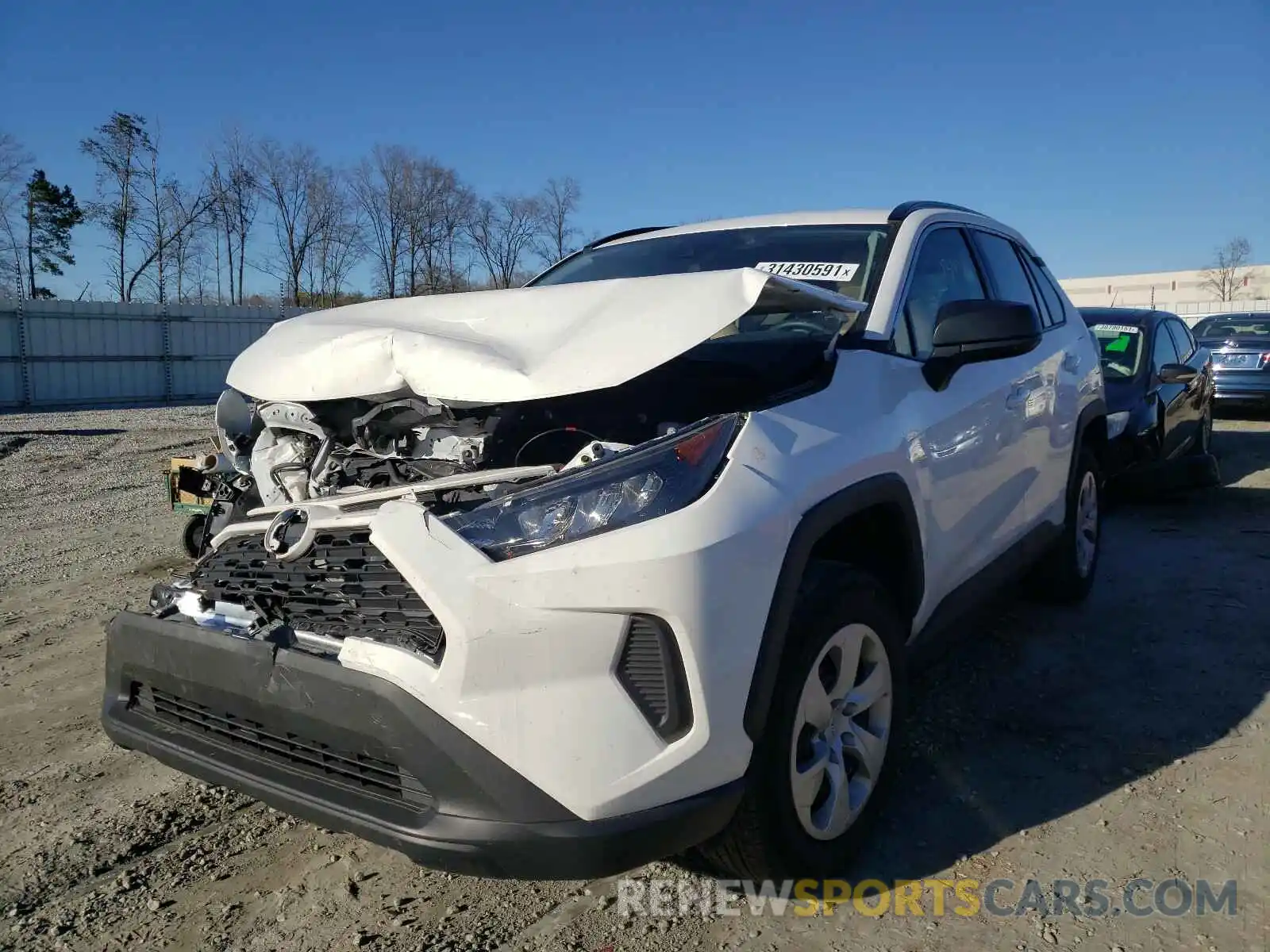 2 Фотография поврежденного автомобиля 2T3H1RFV1KW044496 TOYOTA RAV4 2019