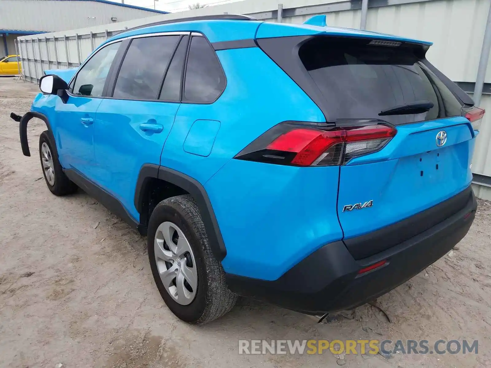 3 Фотография поврежденного автомобиля 2T3H1RFV1KW046460 TOYOTA RAV4 2019