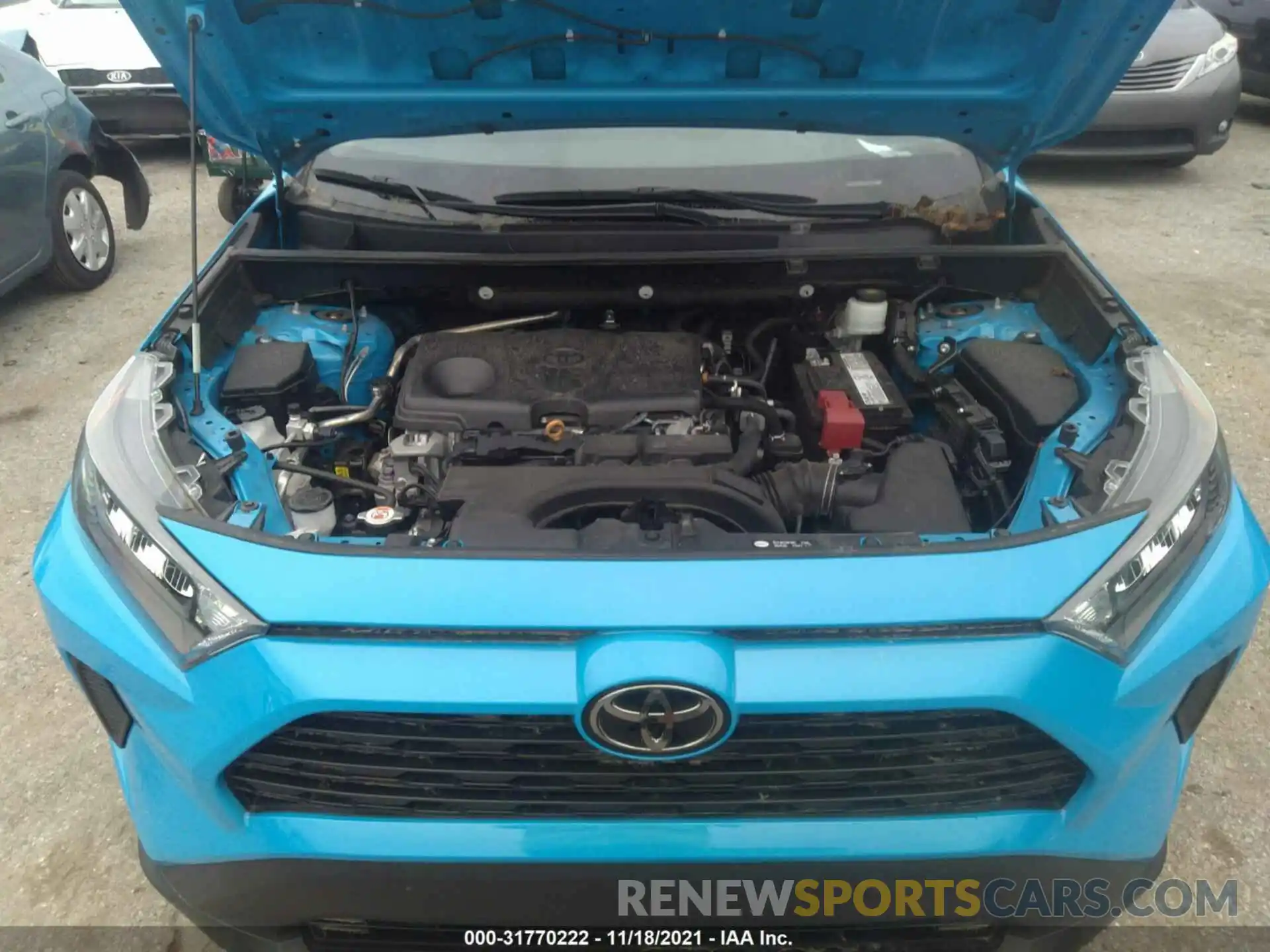 10 Фотография поврежденного автомобиля 2T3H1RFV1KW048452 TOYOTA RAV4 2019