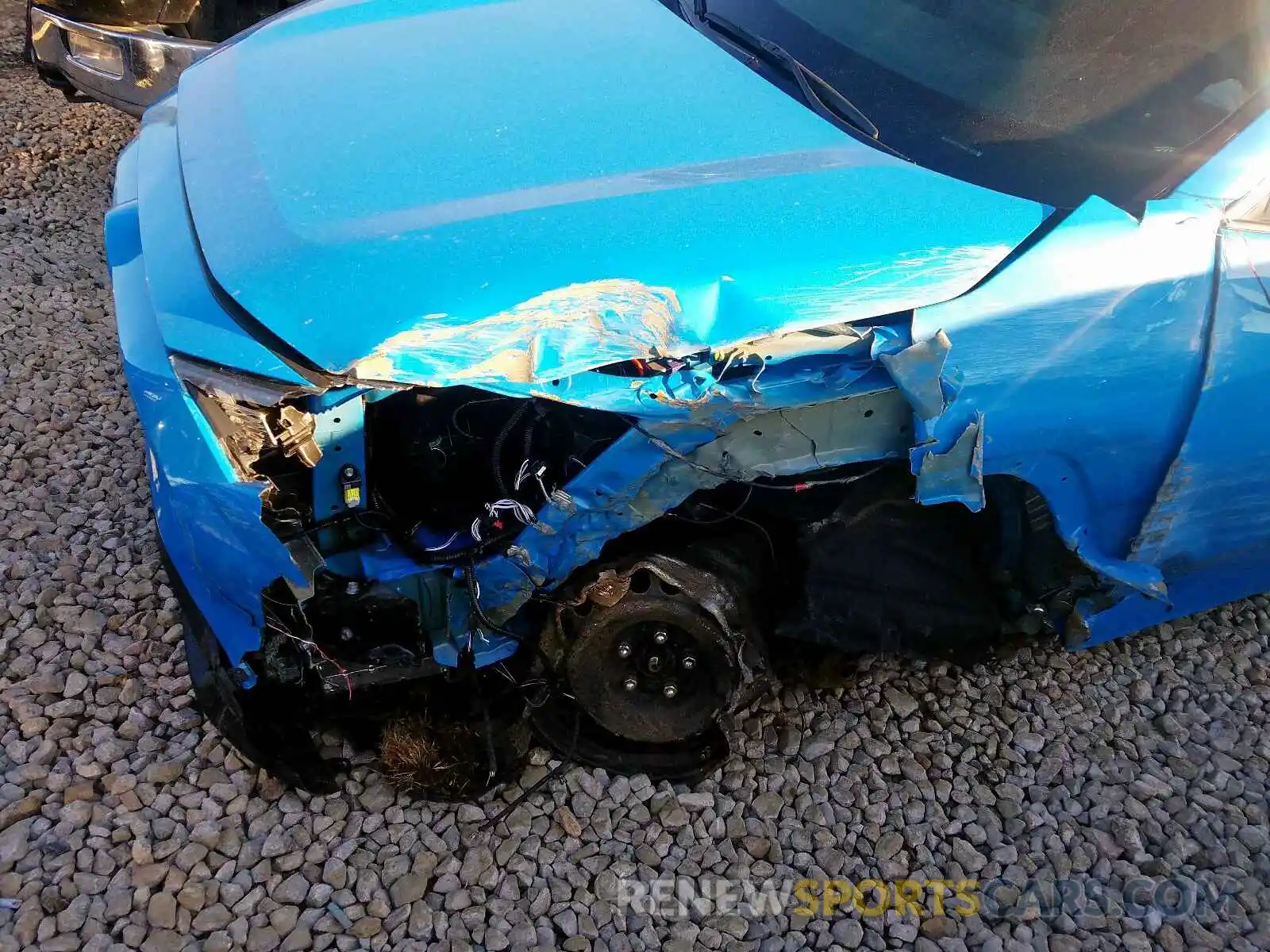 9 Фотография поврежденного автомобиля 2T3H1RFV1KW052873 TOYOTA RAV4 2019