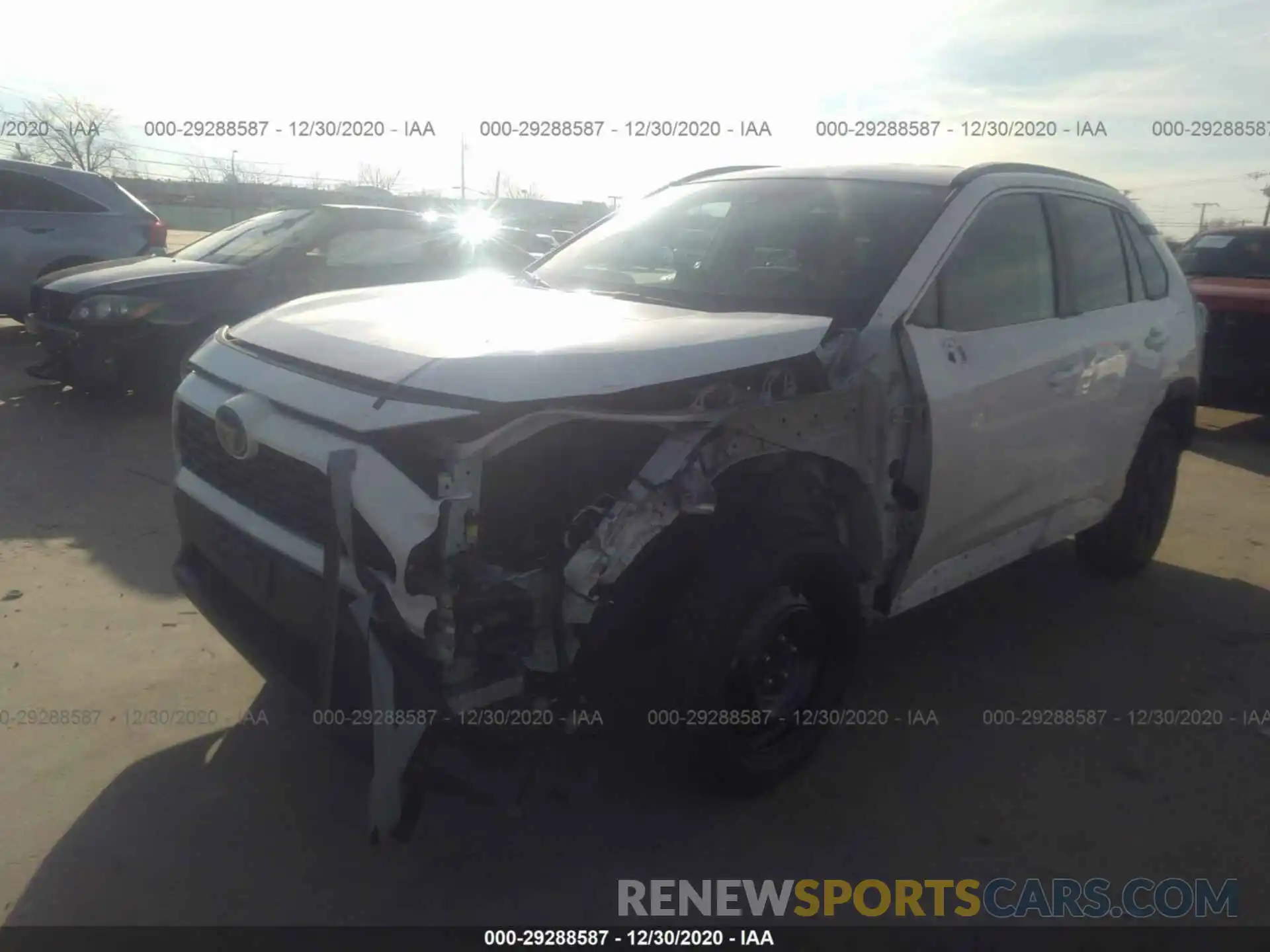 2 Photograph of a damaged car 2T3H1RFV2KC001030 TOYOTA RAV4 2019