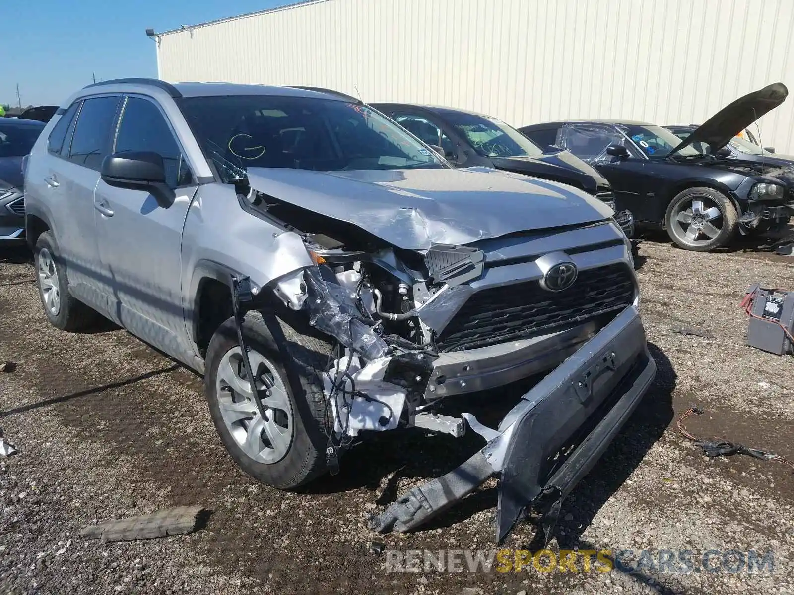 1 Photograph of a damaged car 2T3H1RFV2KC001660 TOYOTA RAV4 2019