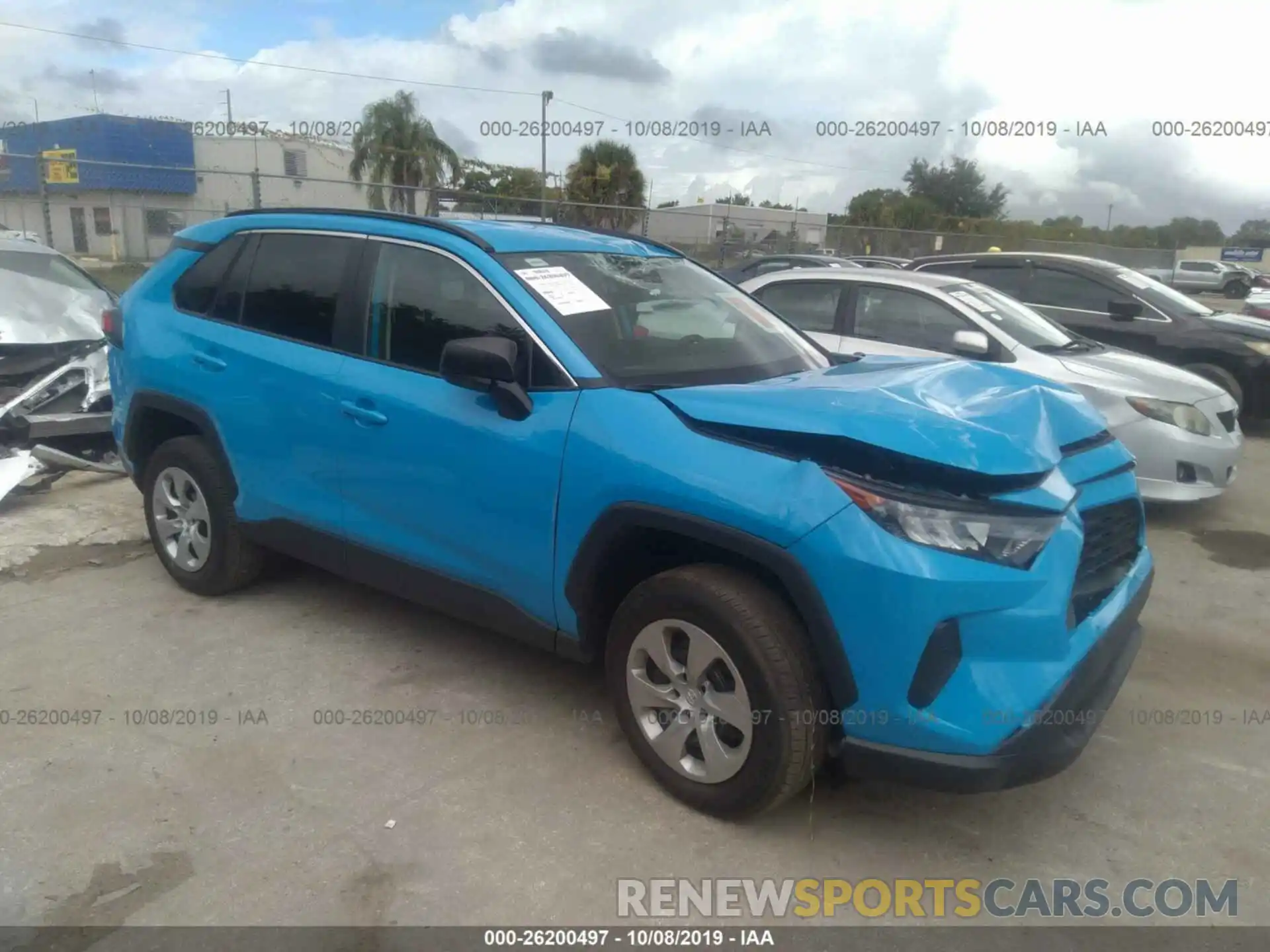 1 Photograph of a damaged car 2T3H1RFV2KC007779 TOYOTA RAV4 2019