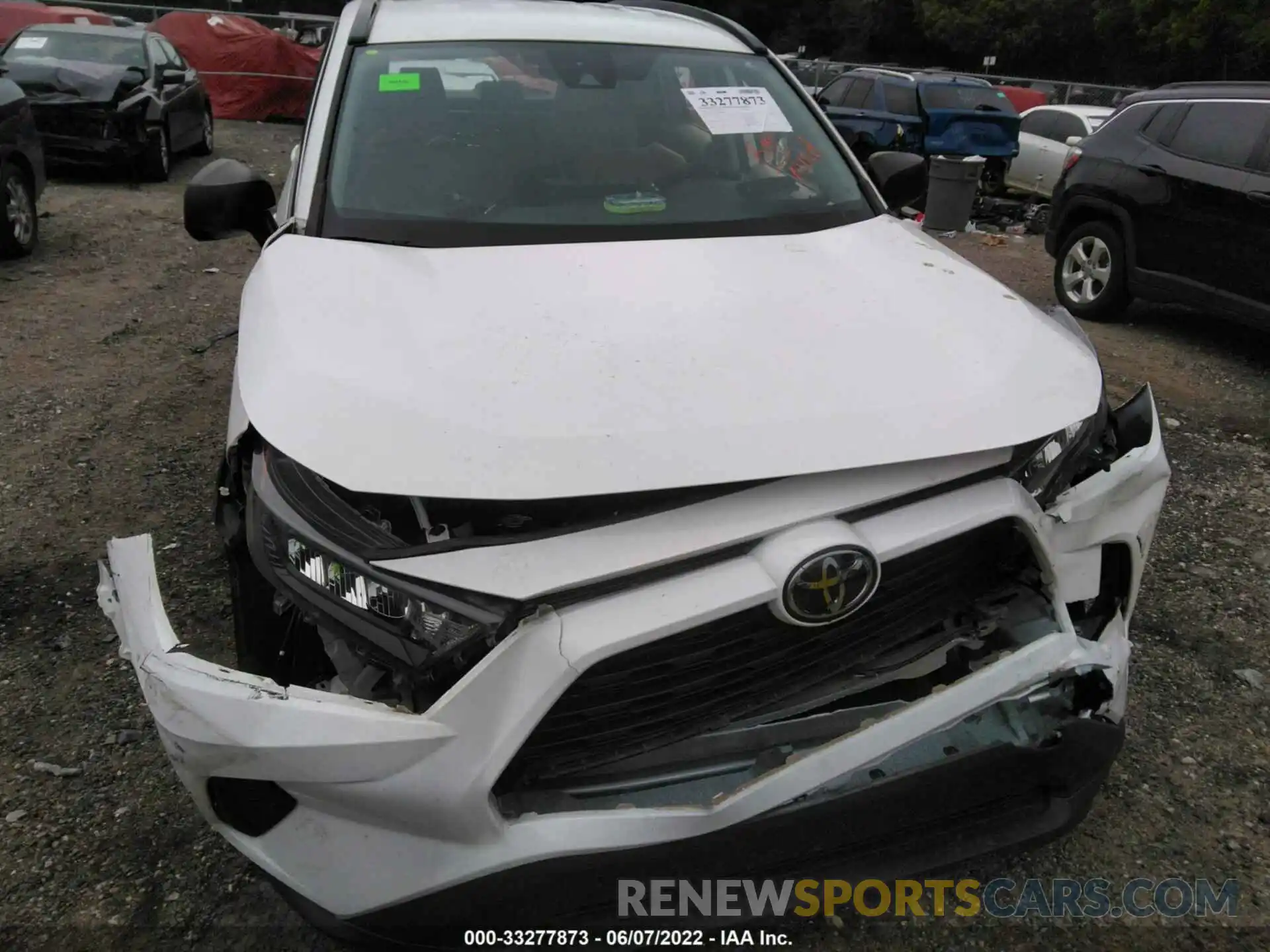 6 Photograph of a damaged car 2T3H1RFV2KC010052 TOYOTA RAV4 2019