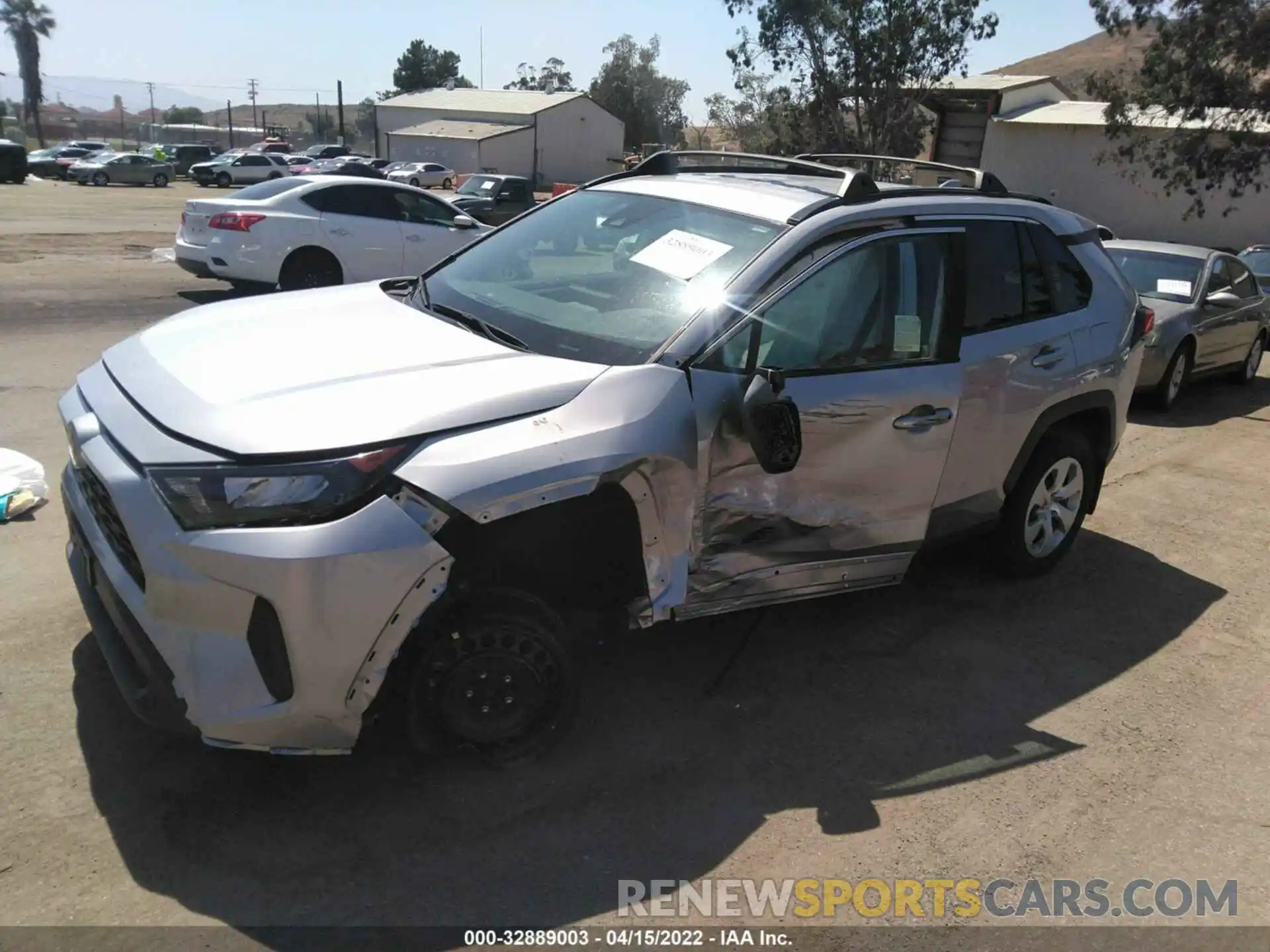 2 Photograph of a damaged car 2T3H1RFV2KC020290 TOYOTA RAV4 2019