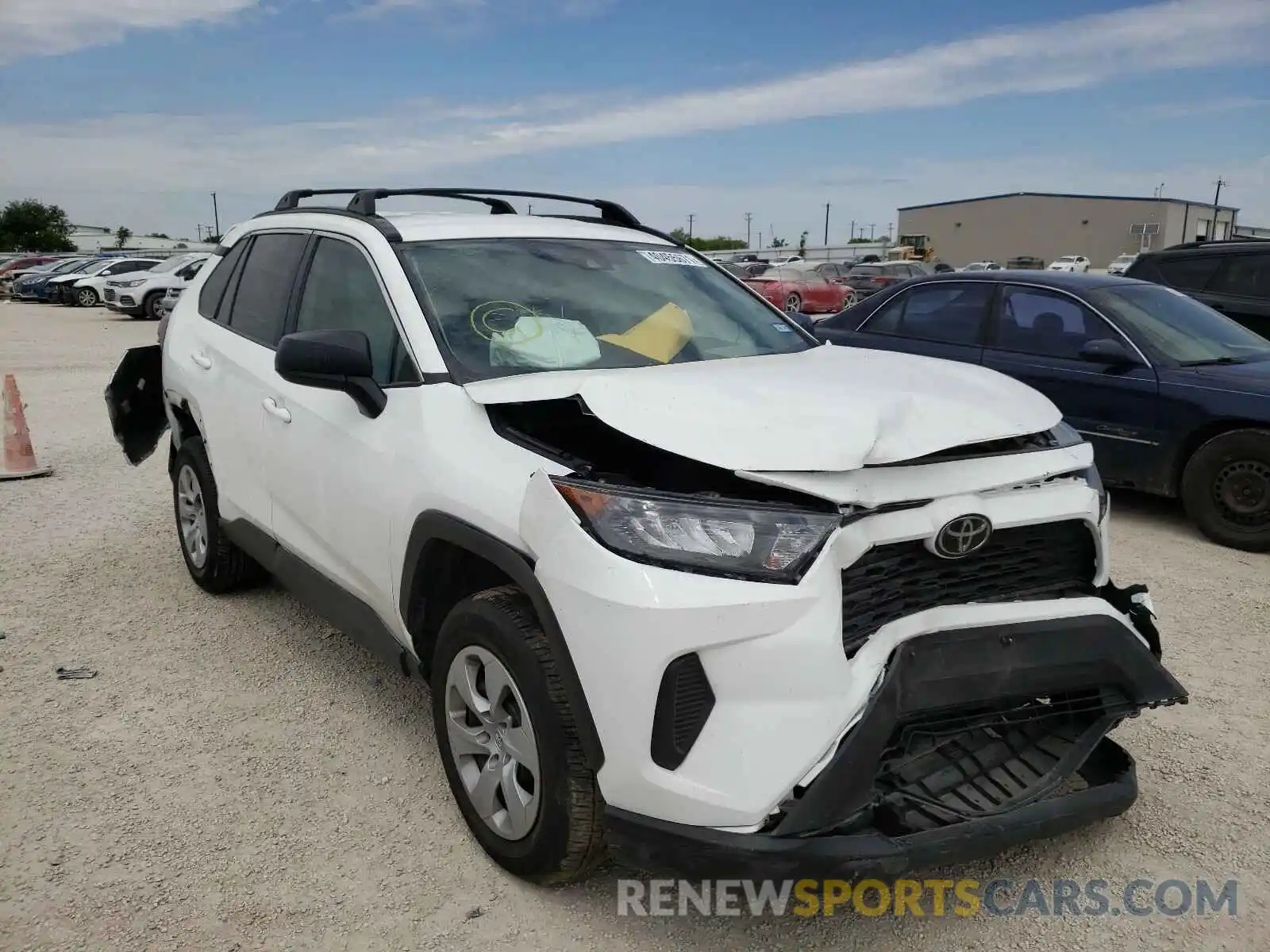 1 Photograph of a damaged car 2T3H1RFV2KC022850 TOYOTA RAV4 2019