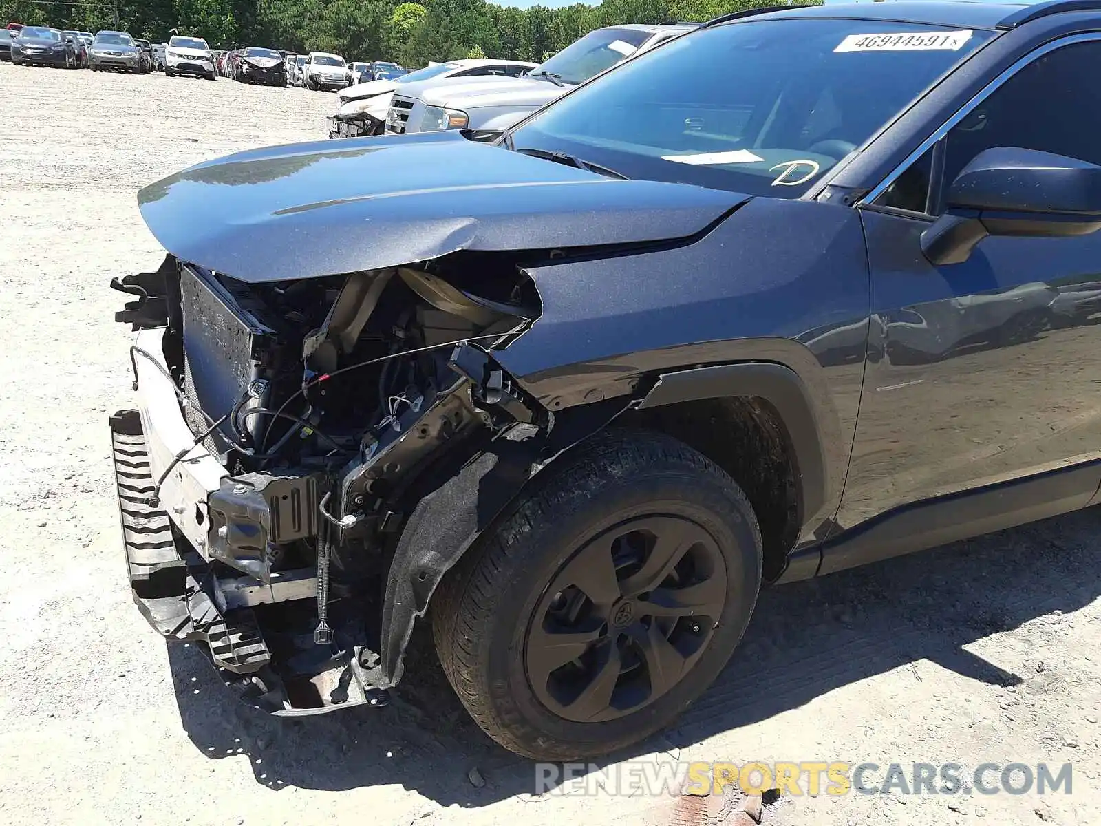 9 Photograph of a damaged car 2T3H1RFV2KC027255 TOYOTA RAV4 2019